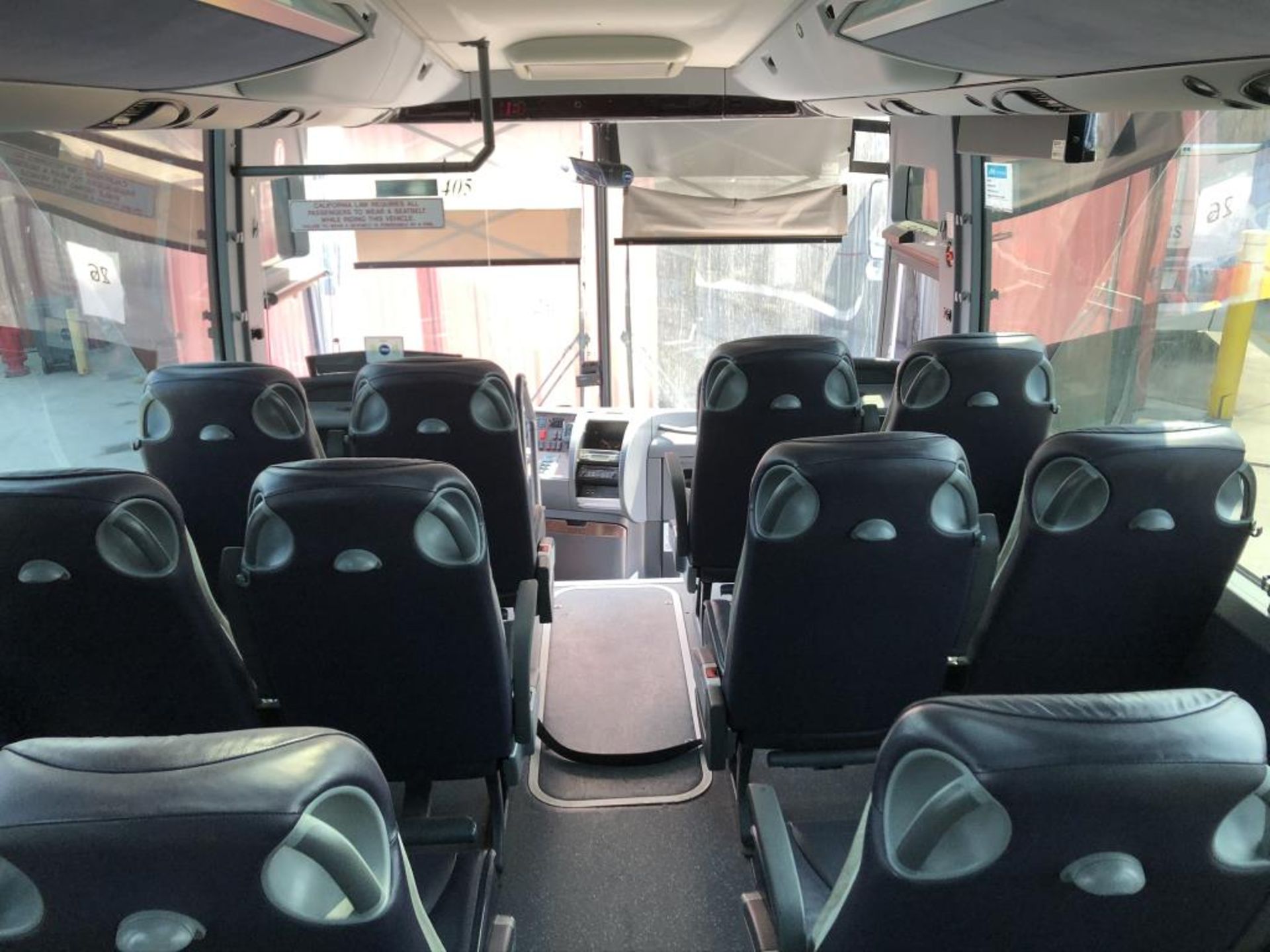 Motor Coach - Image 13 of 19