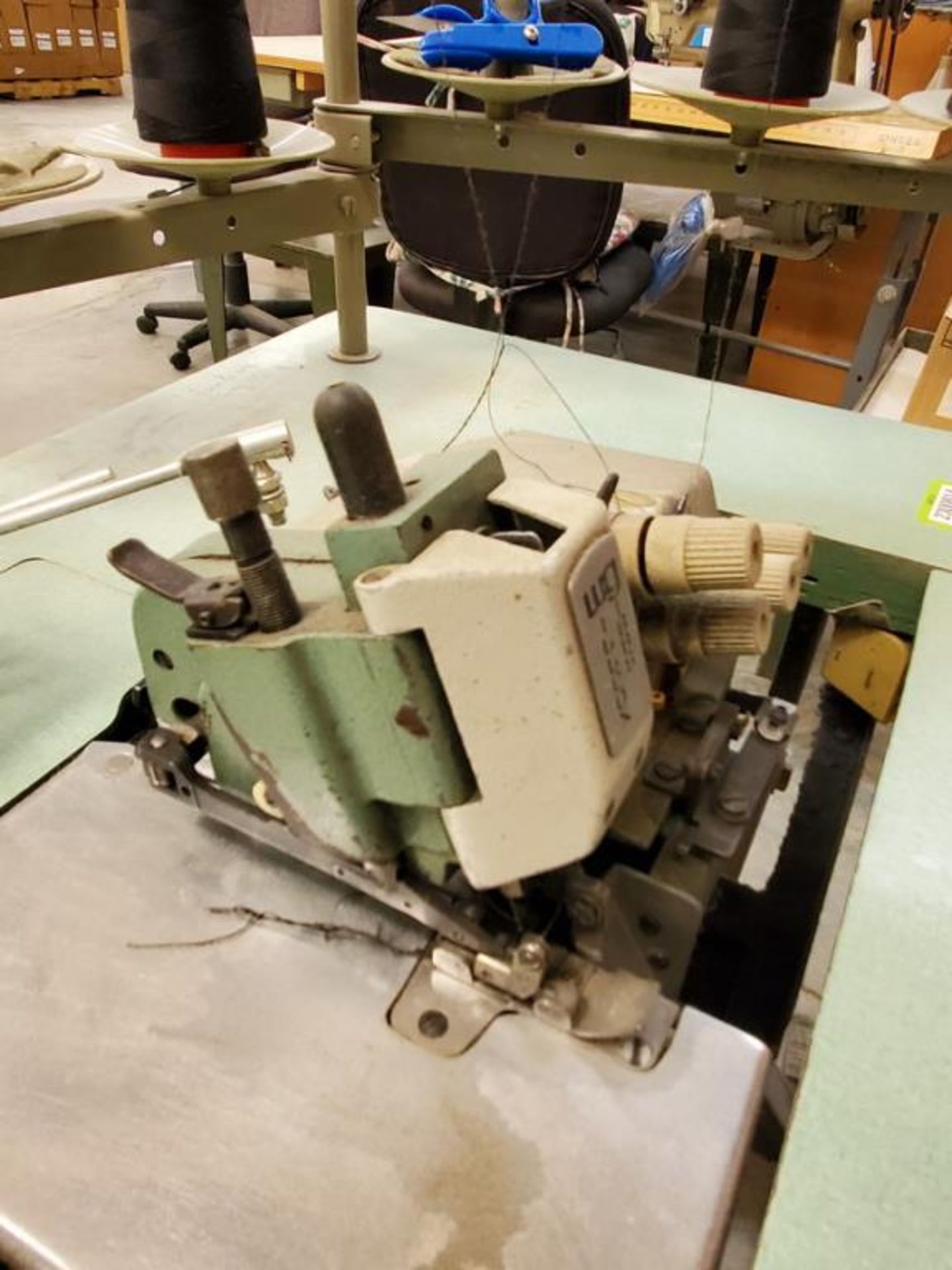 Industrial Sewing Machine - Image 7 of 9