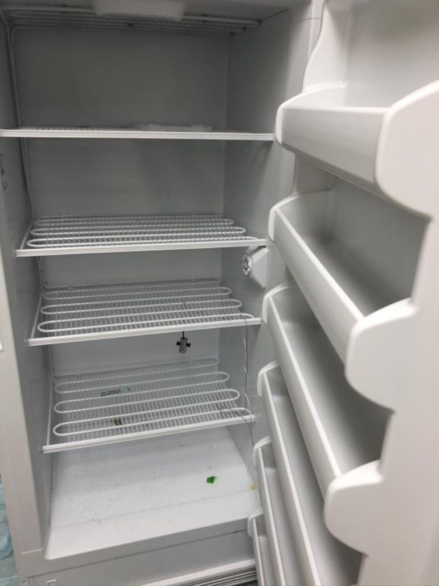 Refrigerator/ Freezers - Image 3 of 11