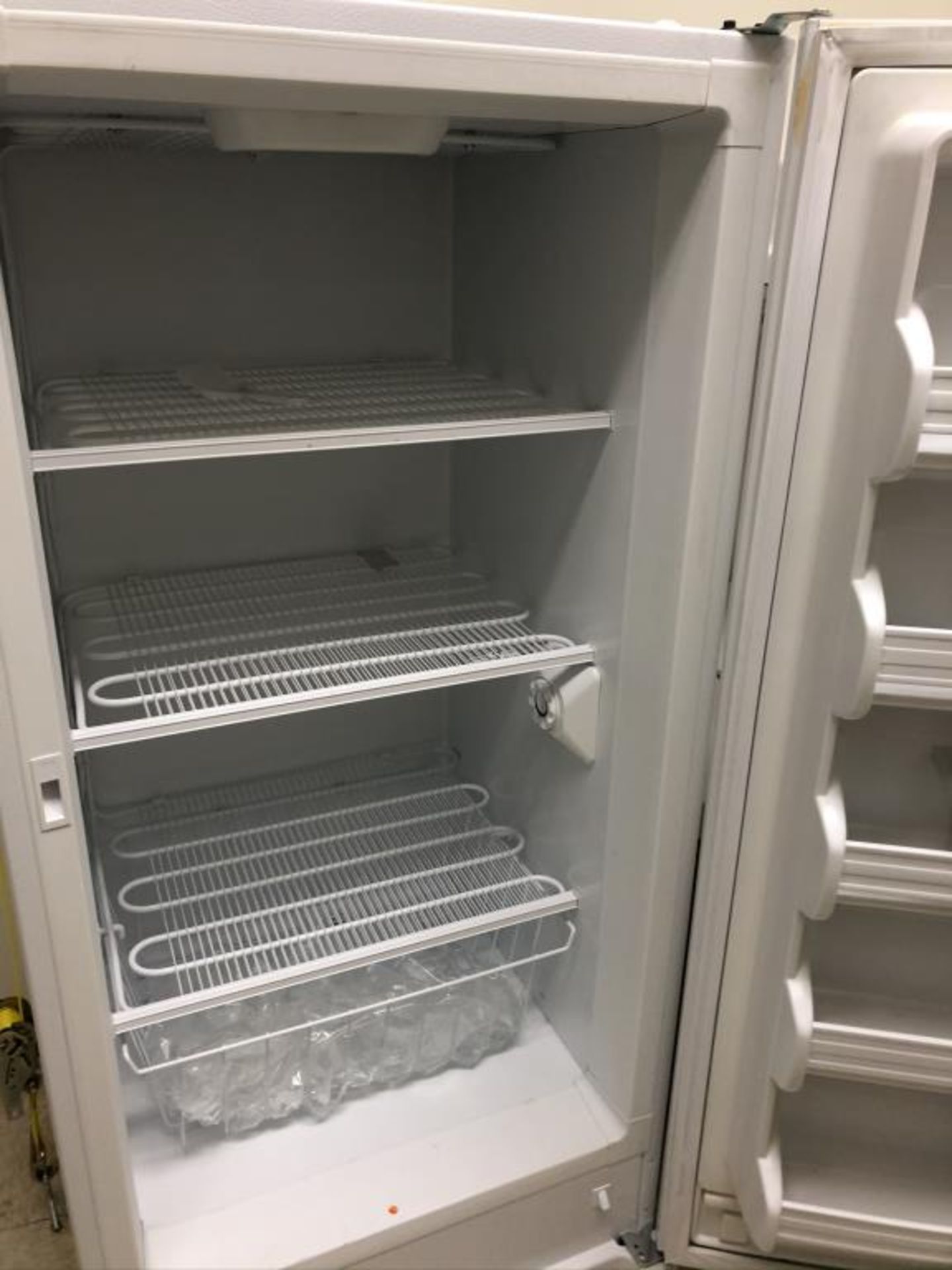 Refrigerator/ Freezers - Image 8 of 11