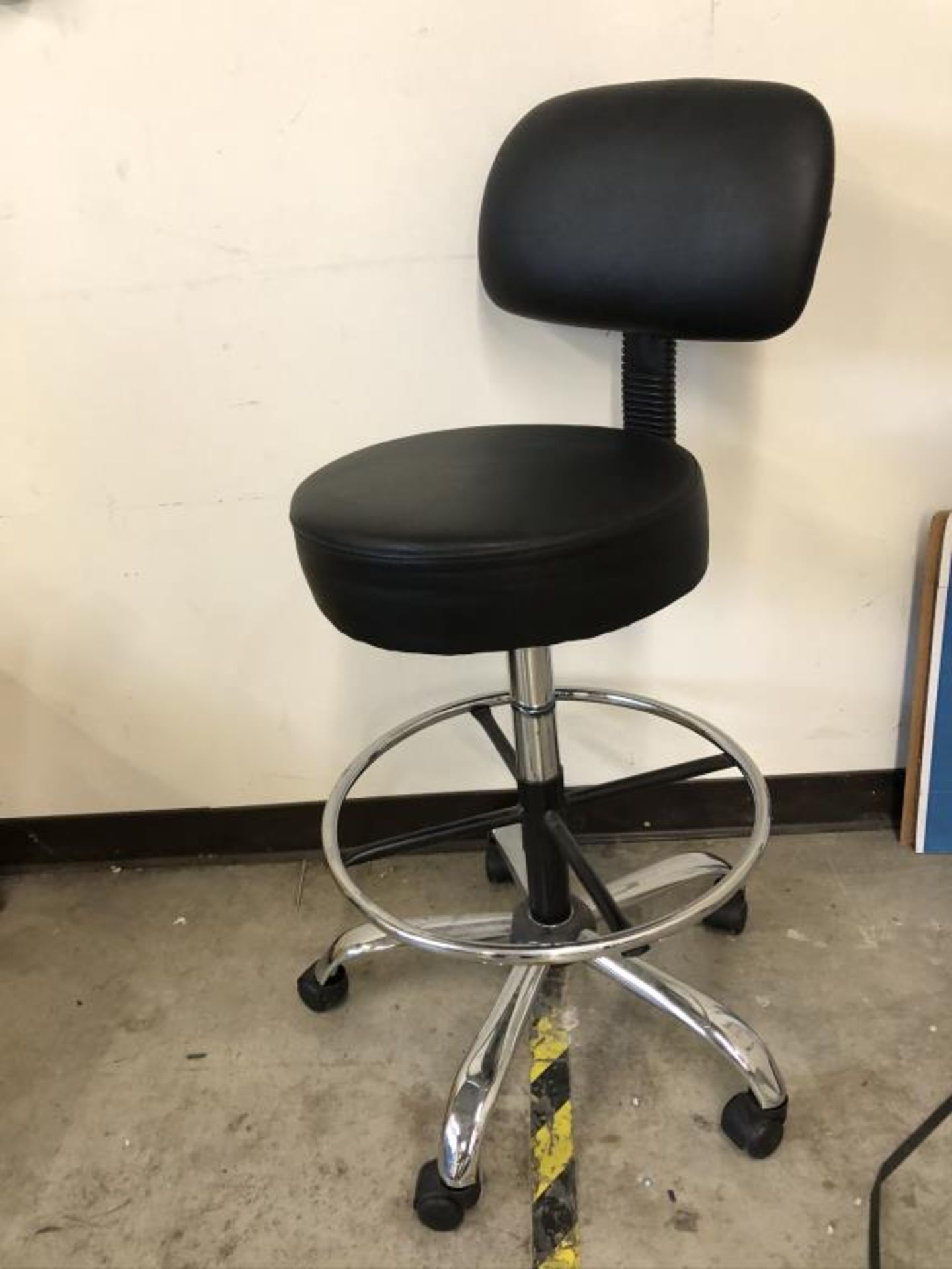 Laboratory Lab Stools. - Image 2 of 3