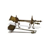 SET VICTORIAN LONG HANDLE FIRE BRASSES