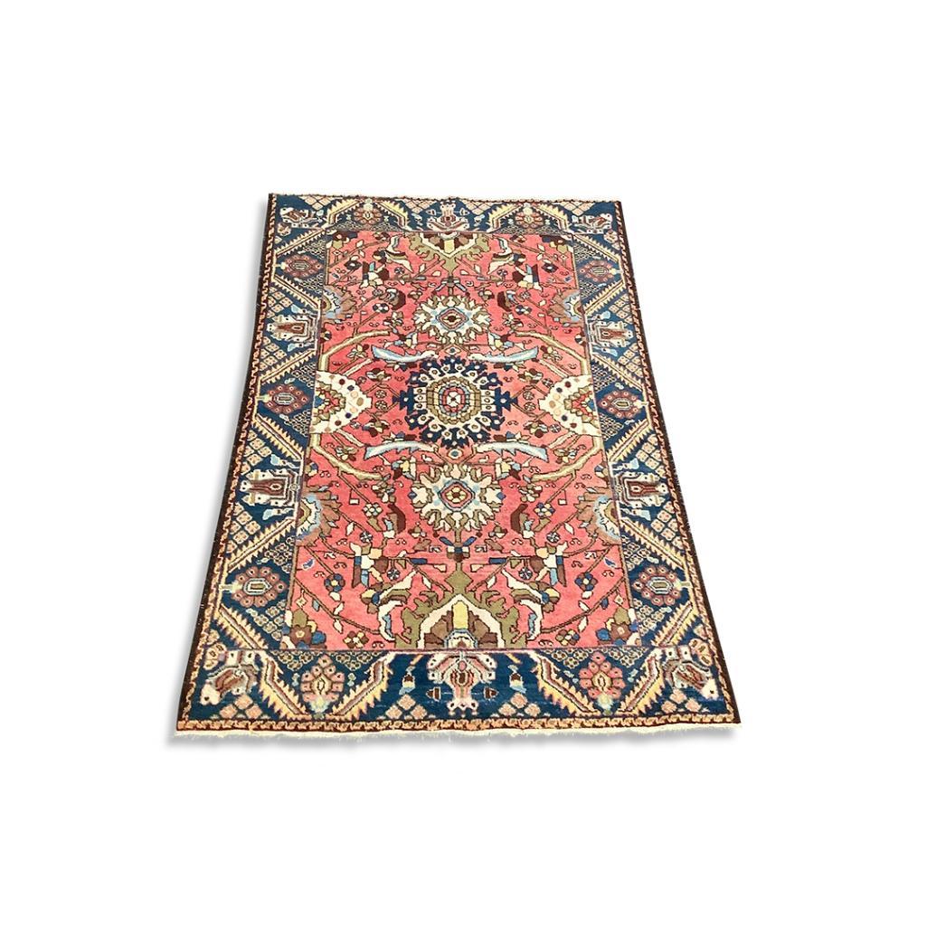 ANTIQUE PERSIAN HAMADAN RUG