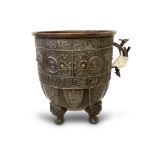 LARGE 19TH CENTURY CHINESE BRONZE URN