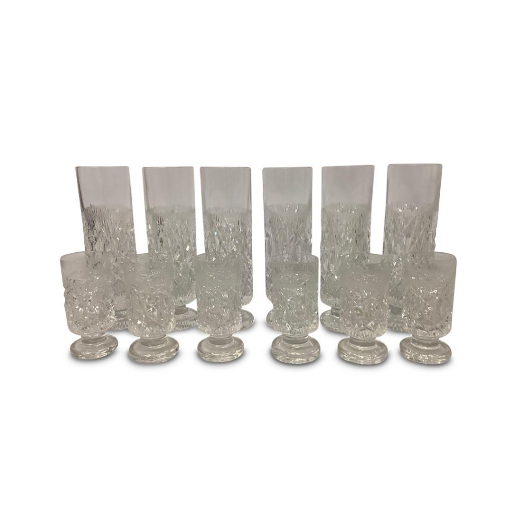 SET OF CRYSTAL GLASSES