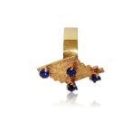 9CT GOLD BLUE STONE RING