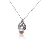 9CT WHITE GOLD AND CULTURED PEARL PENDANT ON CHAIN