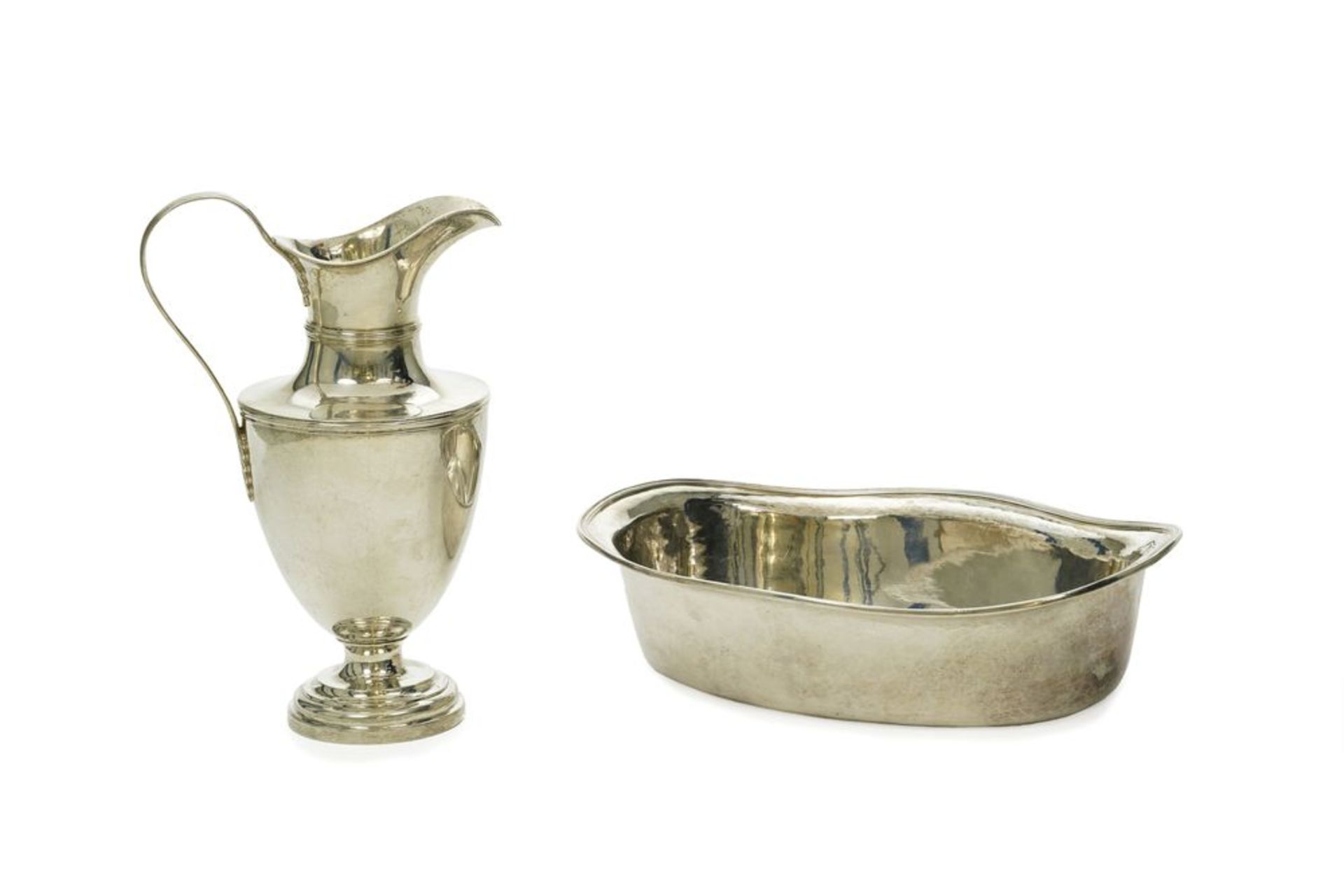 Silver wash set comprising wash jug and basin Unknown master, Russia, Saint [...]