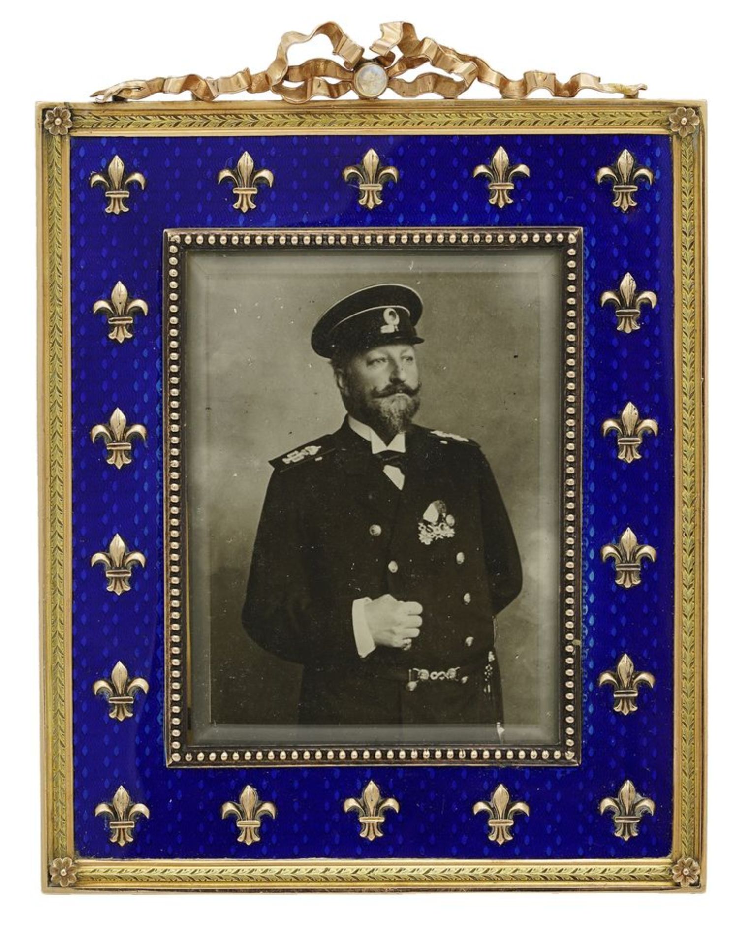 Exceptionally fine Belle Epoque blue guilloché enamel and 14K gold photograph frame [...]