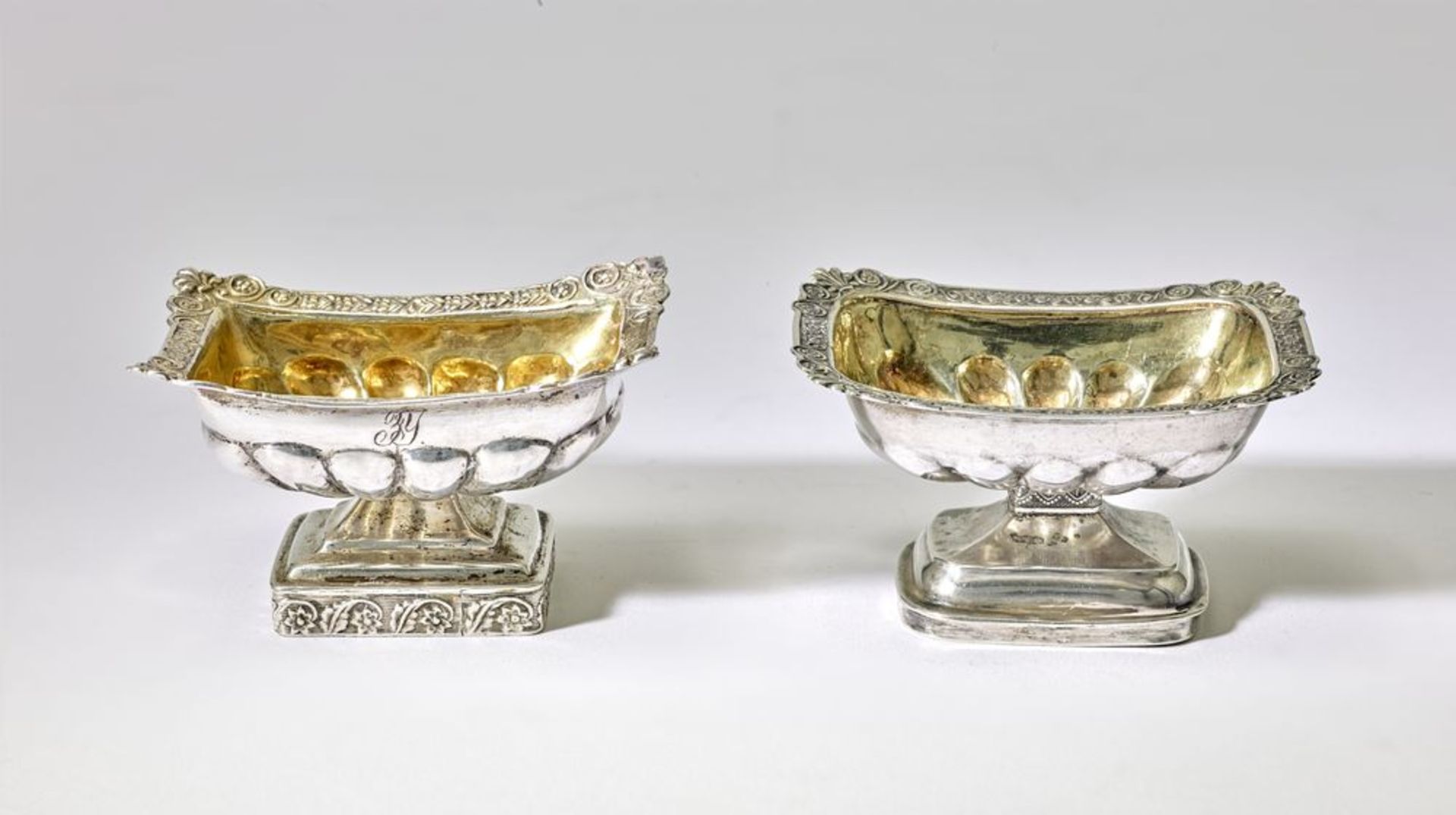 Two rectangular-shaped silver salts with floral frieze. Russia, Saint Petersburg, [...]