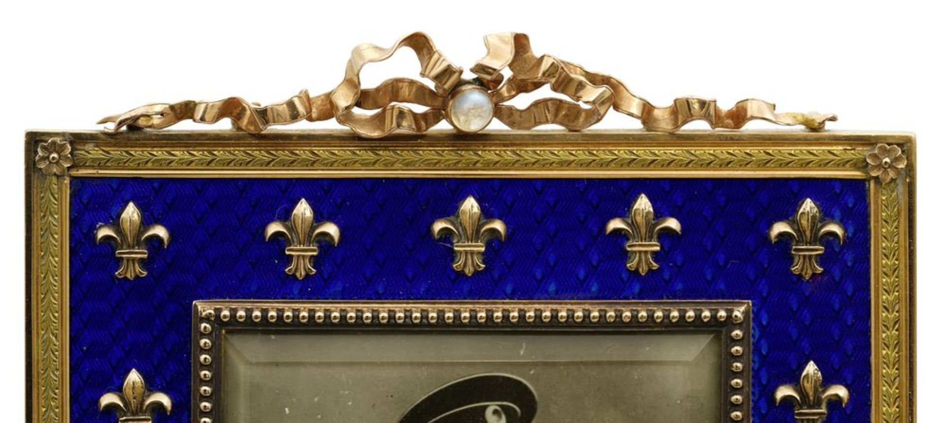 Exceptionally fine Belle Epoque blue guilloché enamel and 14K gold photograph frame [...] - Bild 3 aus 4