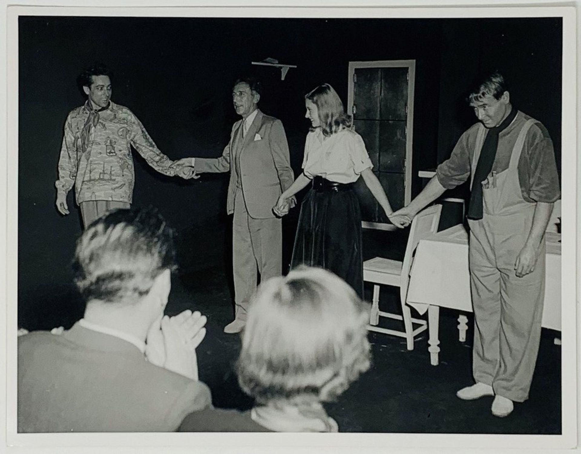 COCTEAU, JEAN. 1889-1963. Collection of 8 press photographs from his visit to Hamburg [...] - Bild 2 aus 8