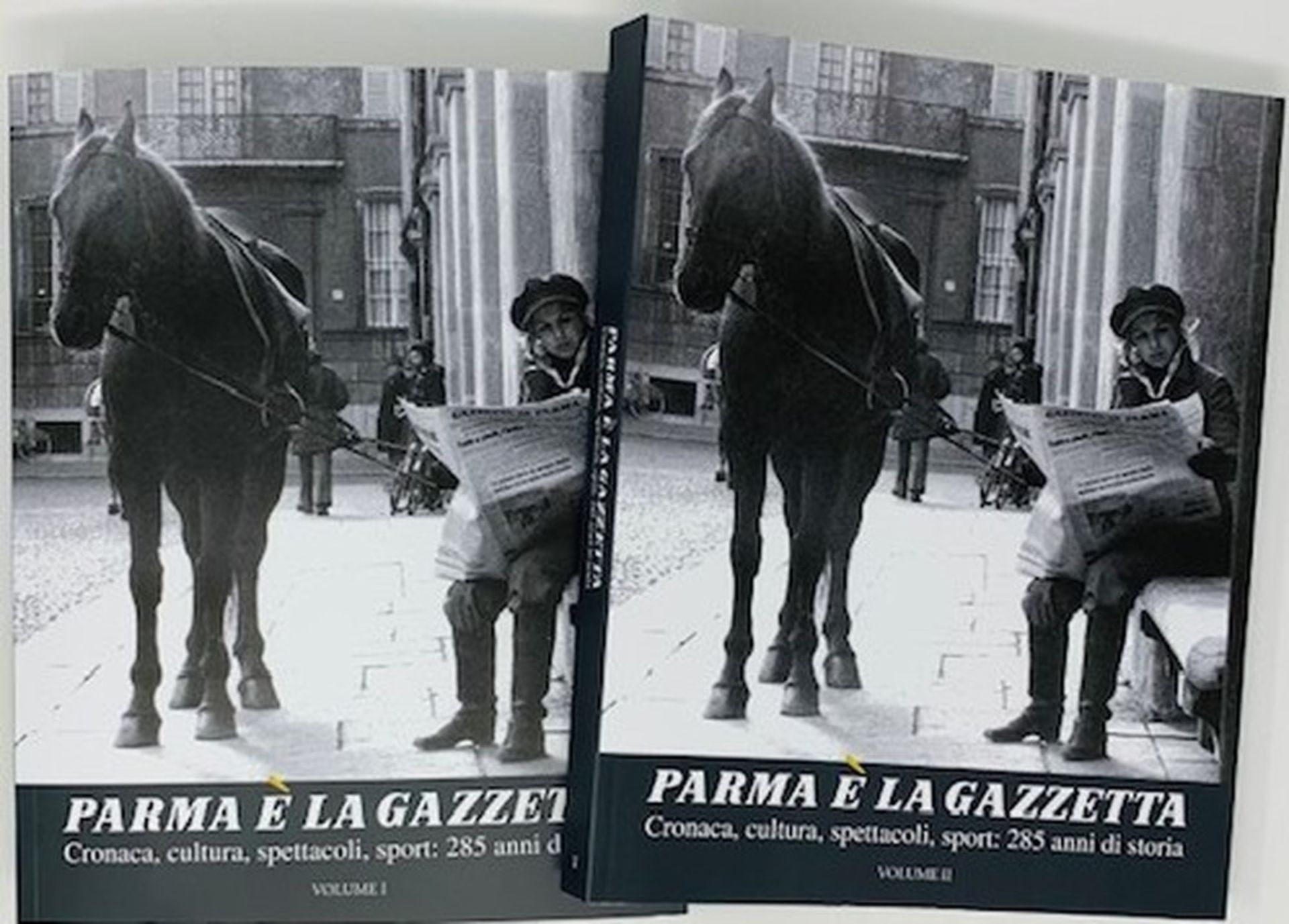 Giovanni Ferraguti (born 1939) 1) Parma è La Gazzetta. Parma, 2020. - 2 vol. With [...] - Bild 3 aus 3