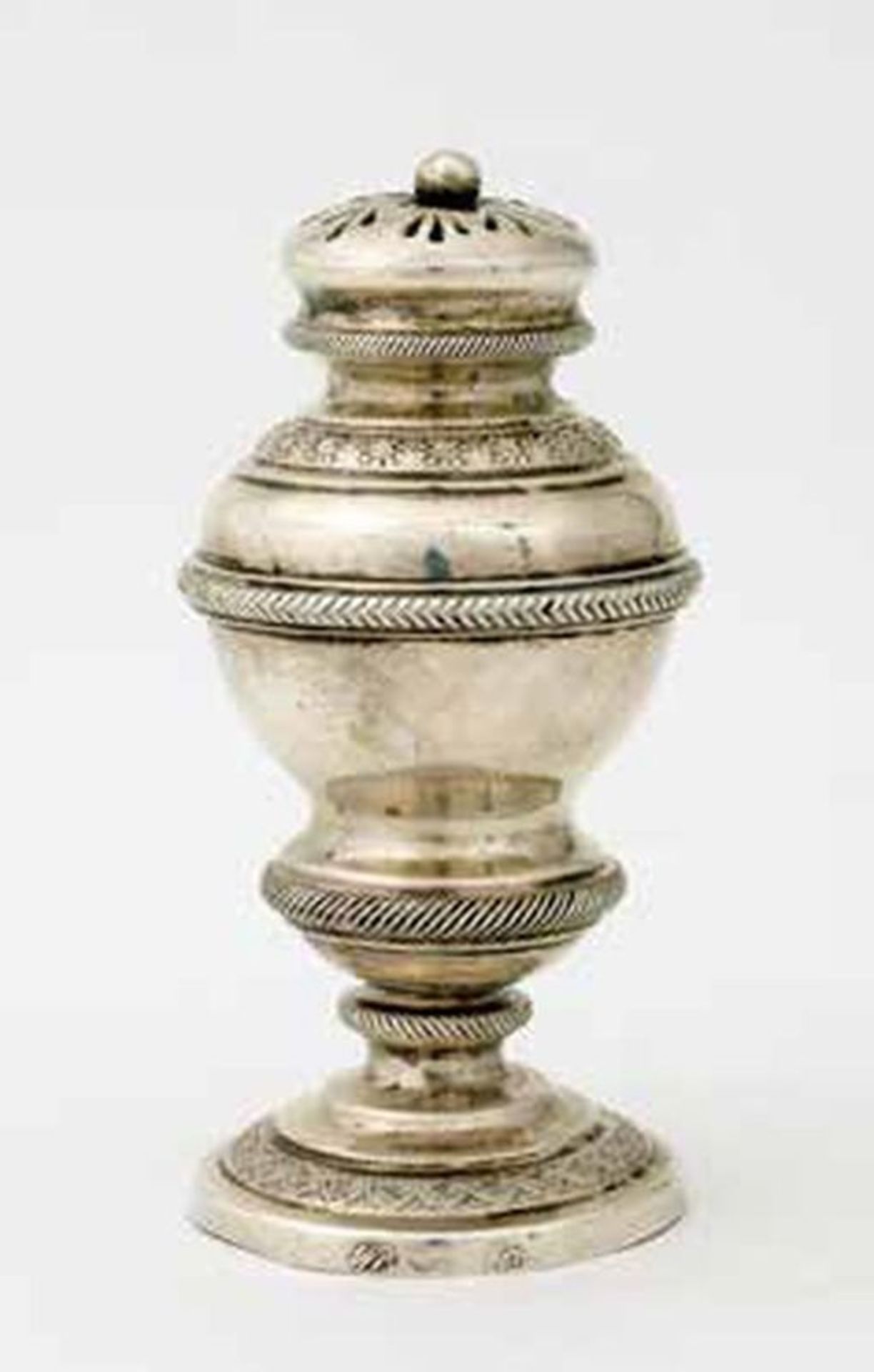 Spice tower dating from the XIXth century, probably from Brno. - 55g. H 9.5cm - [...]