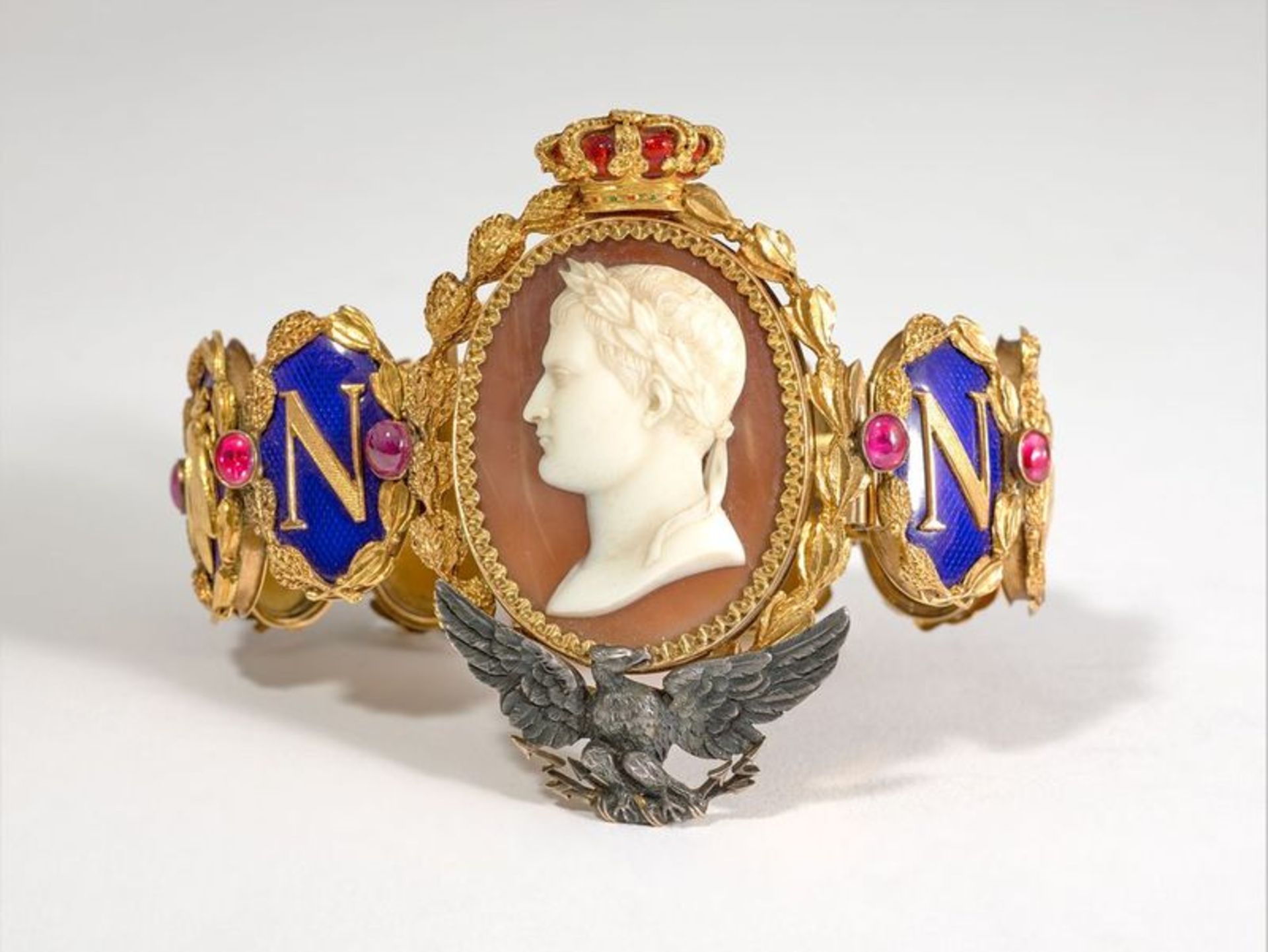 NAPOLEON PRESENTATION BRACELET TO LAS CASES UNIQUE GOLD, BLUE ENAMEL AND GEMSTONE [...]