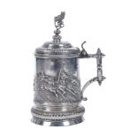 A SILVER TANKARD DECORATED A «TROIKA», RELIEF Workshop «ASH», Russia, [...]