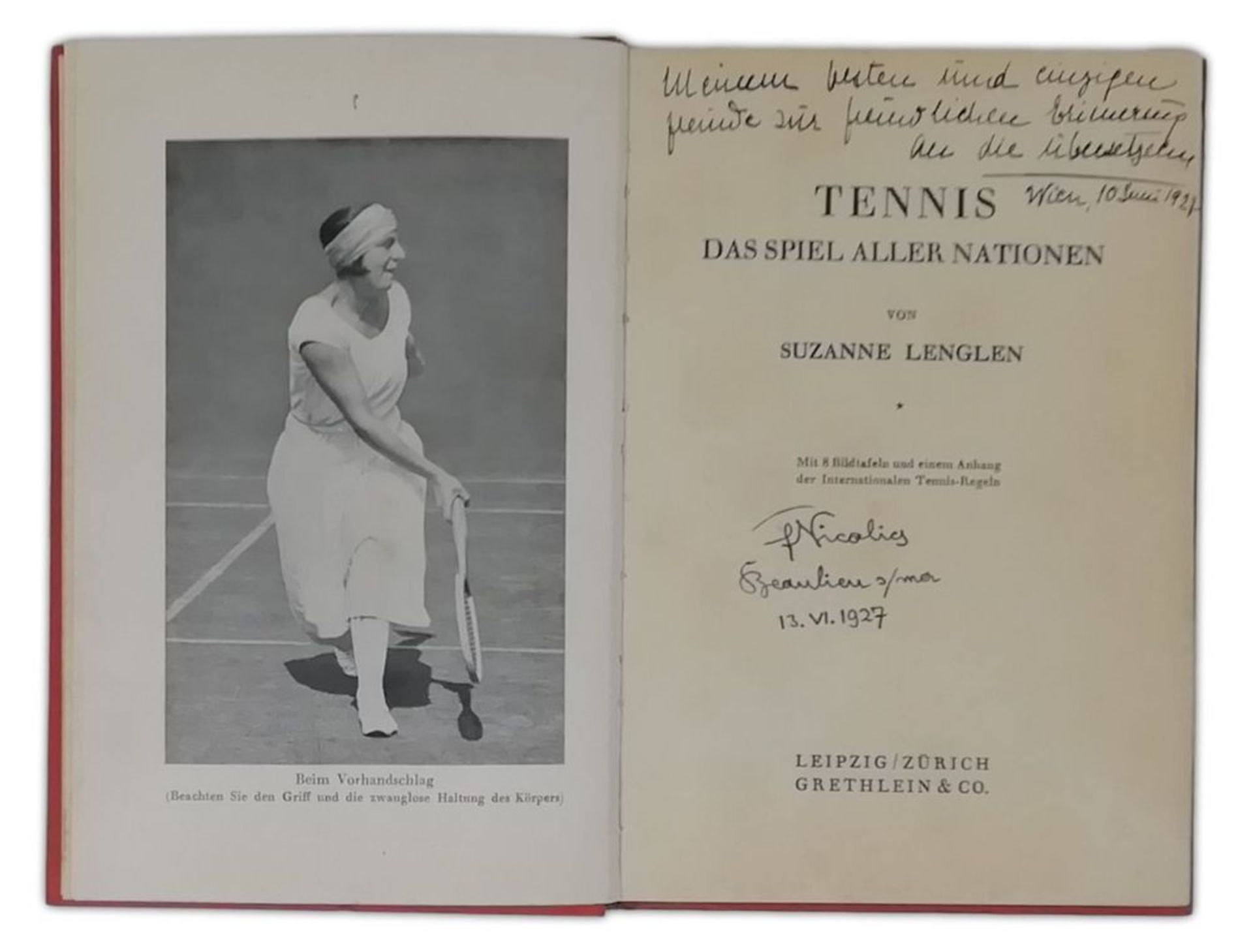 SUZANNE LENGLEN (1899-1938) - Photograph and book Photograph: 22 x 16,8 cm, on [...]