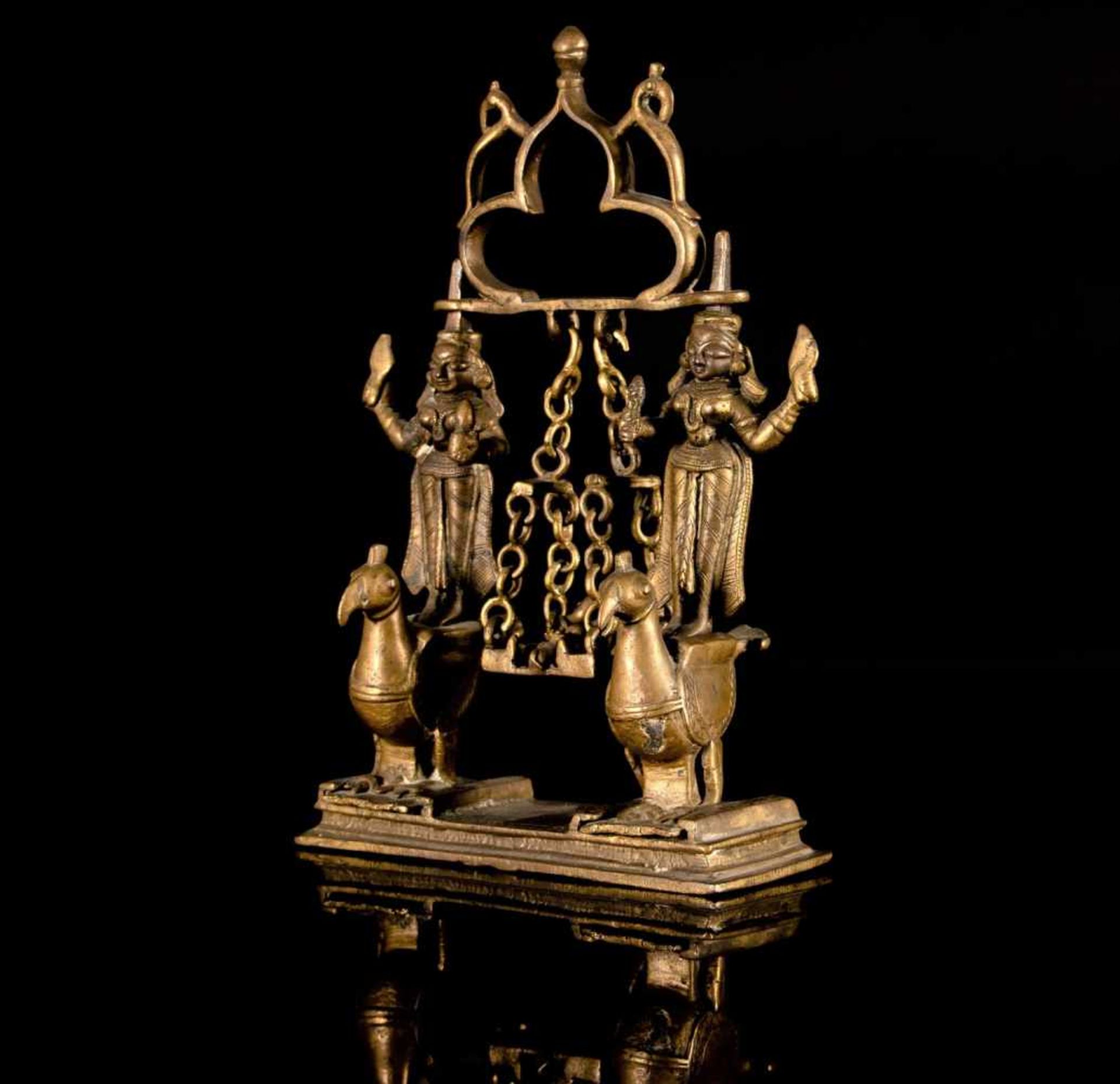 An Indian Brass Shrine - Bild 2 aus 2