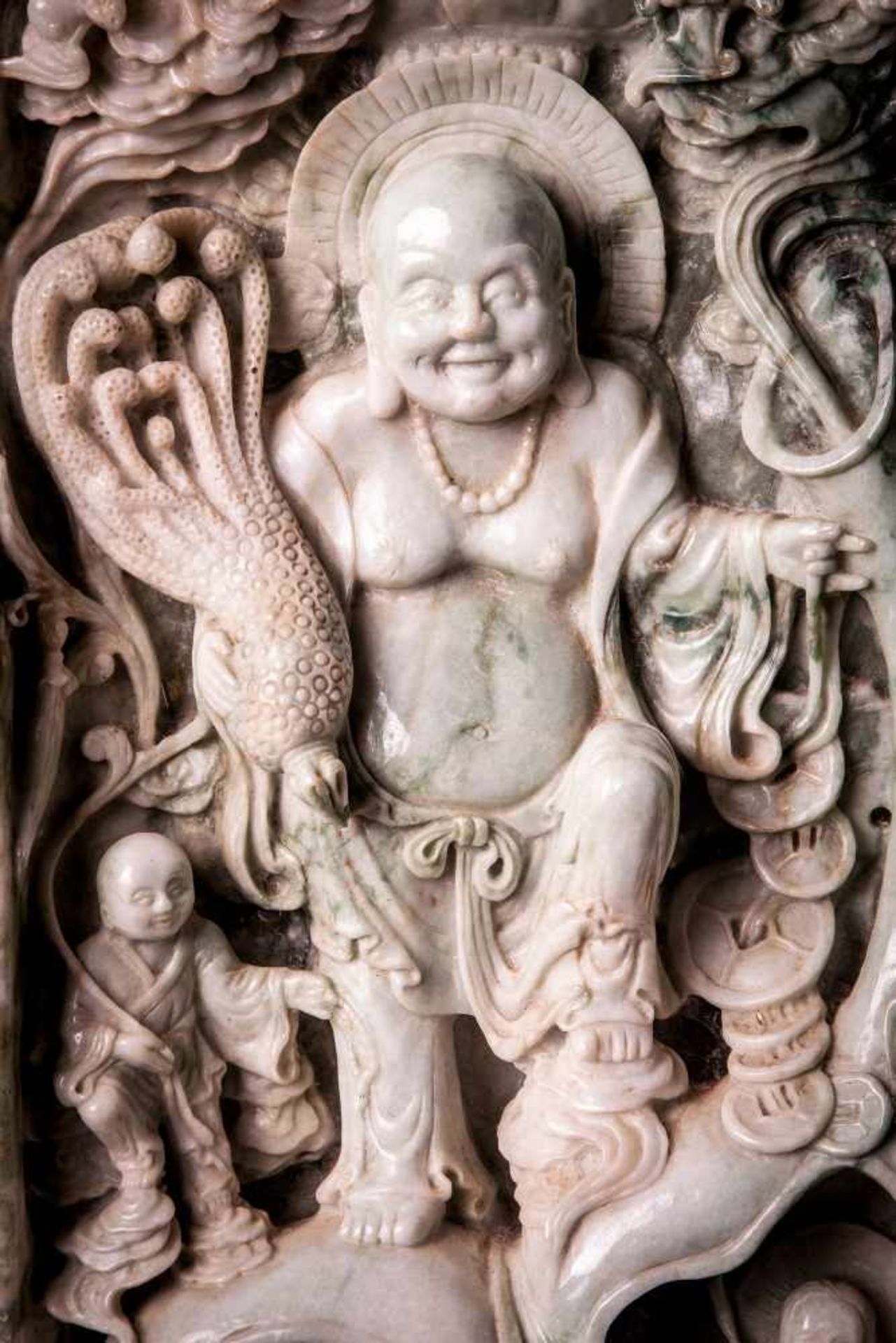 A Massive Chinese Celadon Jade Carving - Bild 10 aus 11