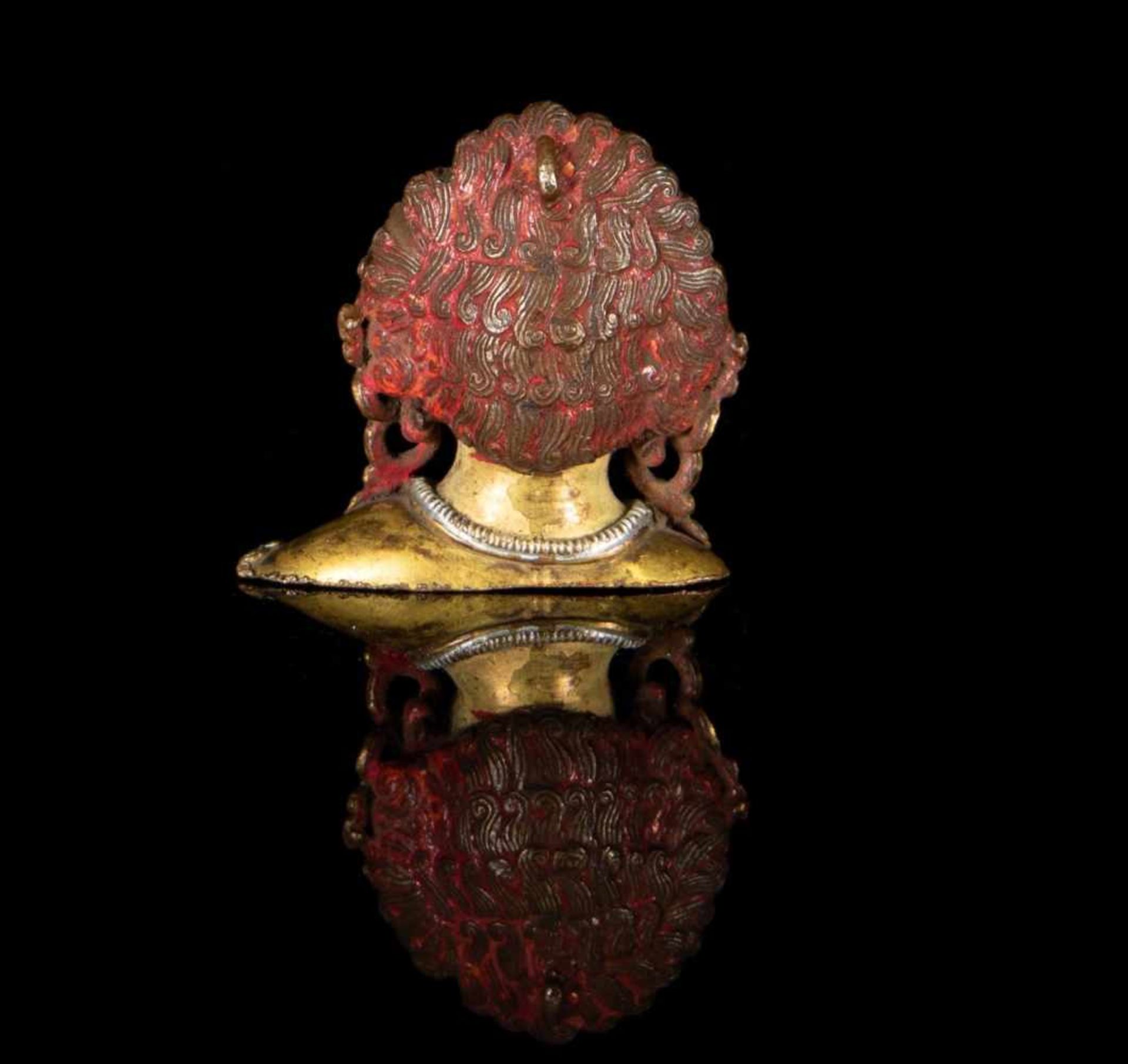 A gilt bronze head of Mahakala. - Bild 2 aus 2