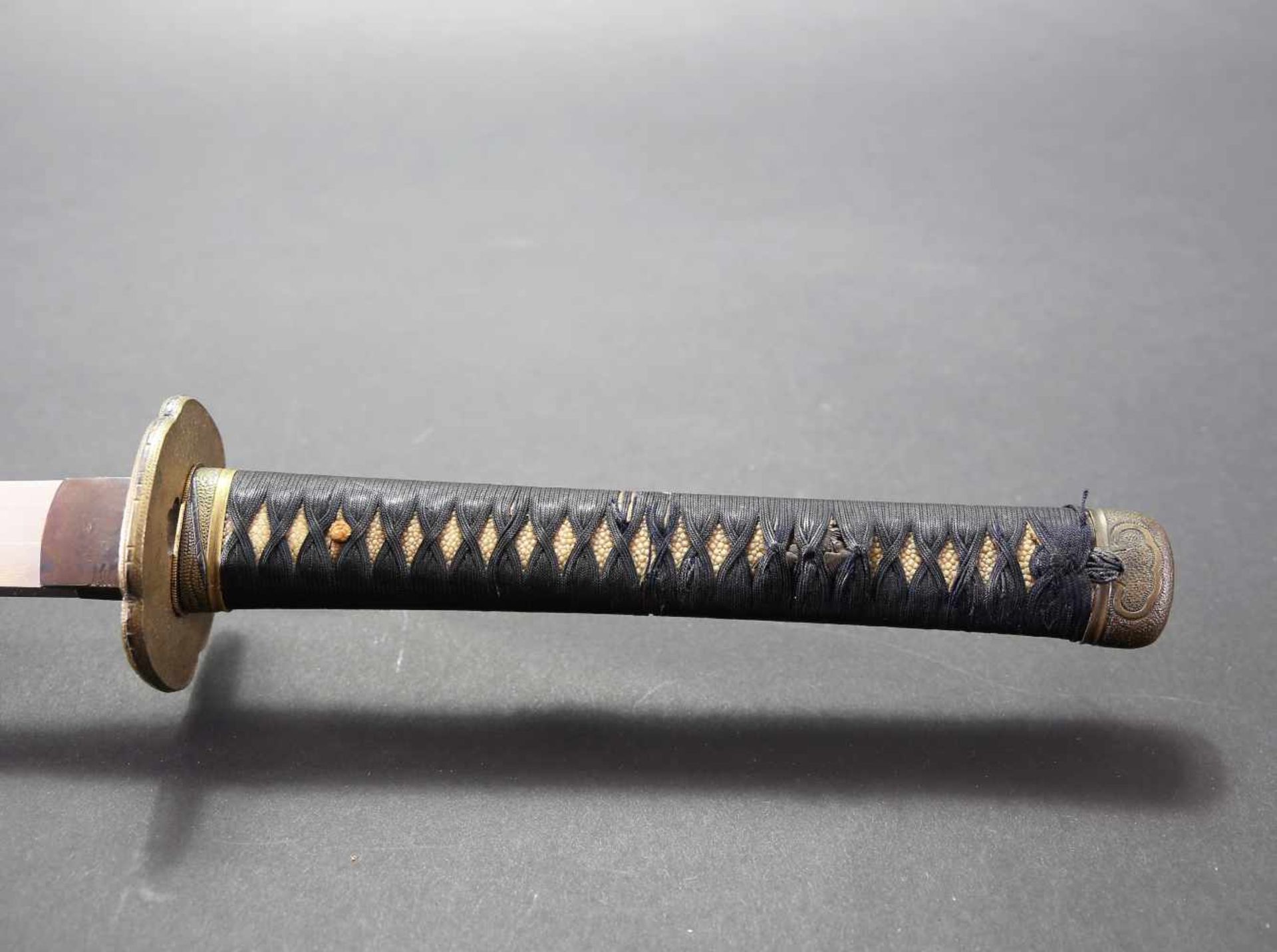 A Signed 17th Century Japanese Katana - Bild 11 aus 14