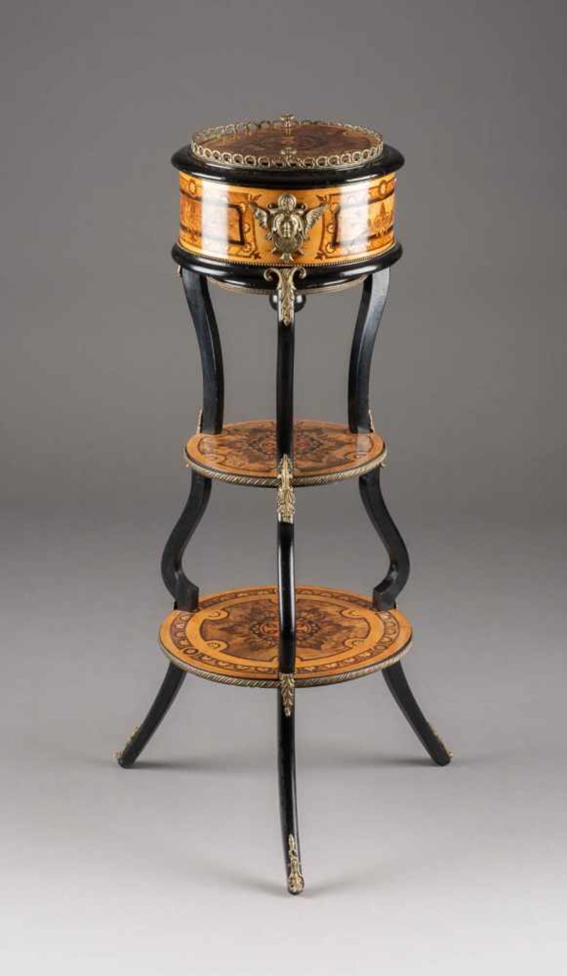 ETAGERE IM NAPOLEON III.- STIL