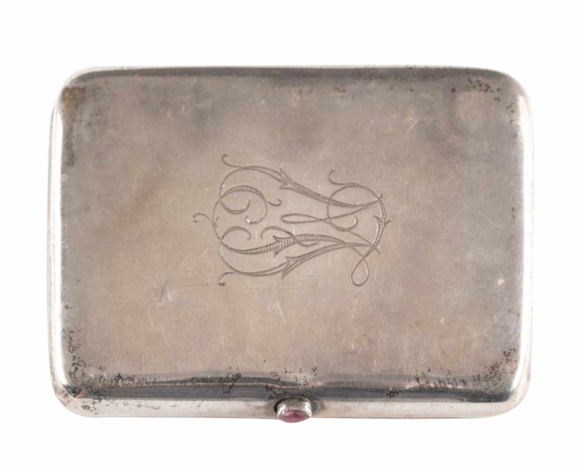 A SILVER CIGARETTE CASE WITH A SPRAY OF FLOWERS - Bild 3 aus 4