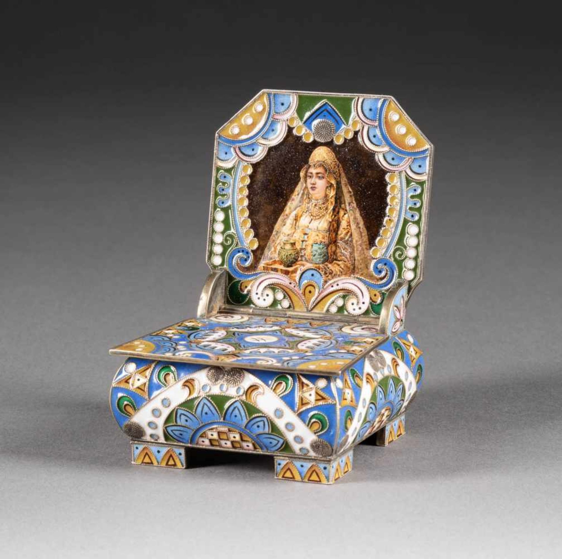 A SILVER-GILT AND CLOISONNÉ ENAMEL SALT CHAIR<