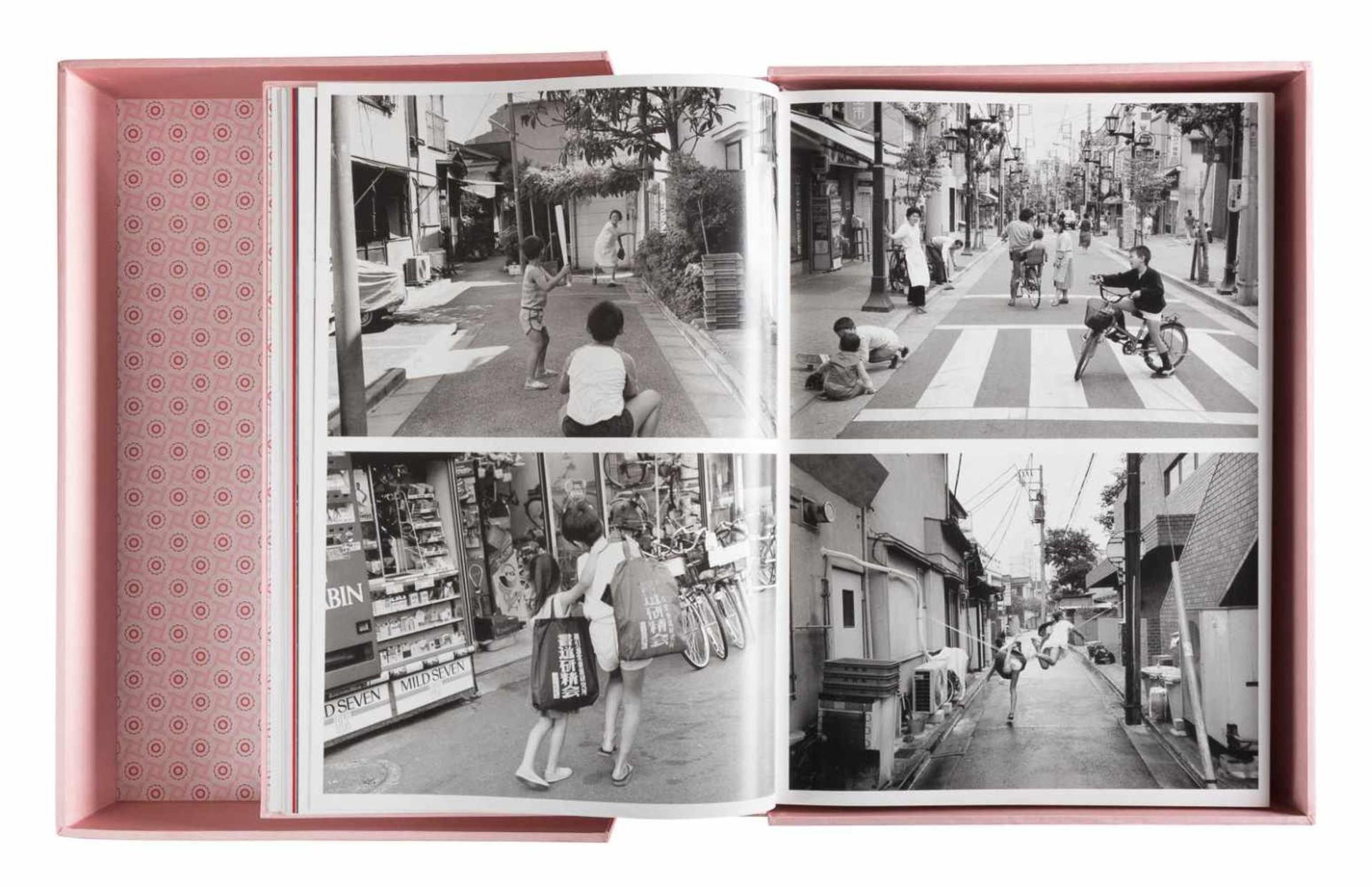 NOBUYOSHI ARAKI1940 Minowa, Tokio'ARAKI' Fotobuch (mit unzähligen farbigen Abbildungen nach - Bild 6 aus 8