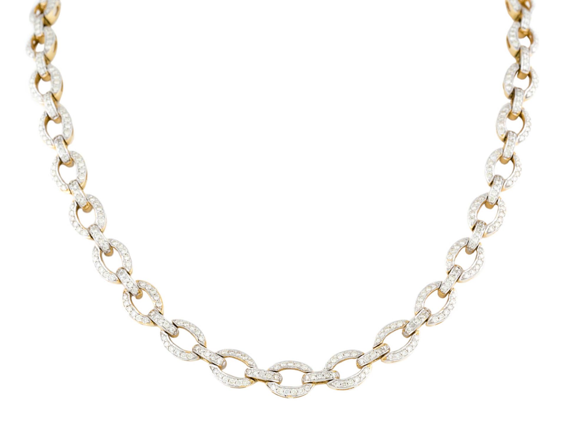 DIAMANT-COLLIER Gelbgold. L. 41 cm, Ges.-Gew. ca. 34,2 g. Gest. 750. Feine Gliederkette, vollständig