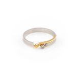 DIAMANT-RING Platin, Gelbgold. Ringmaß ca. 55, Ges.-Gew. ca. 3,3 g. Gest. Pt. 950, 750. Ein