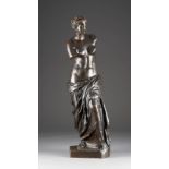 FRANZÖSISCHER BILDPLASTIKERTätig 2. Hälfte 19. Jh.Grosse Figur der Venus von Milo Bronze, braun