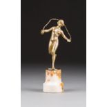 GEORGES MORIN1874 Berlin - 1950 ebendaFrauenakt mit einem Springseil Bronze, hell patiniert,
