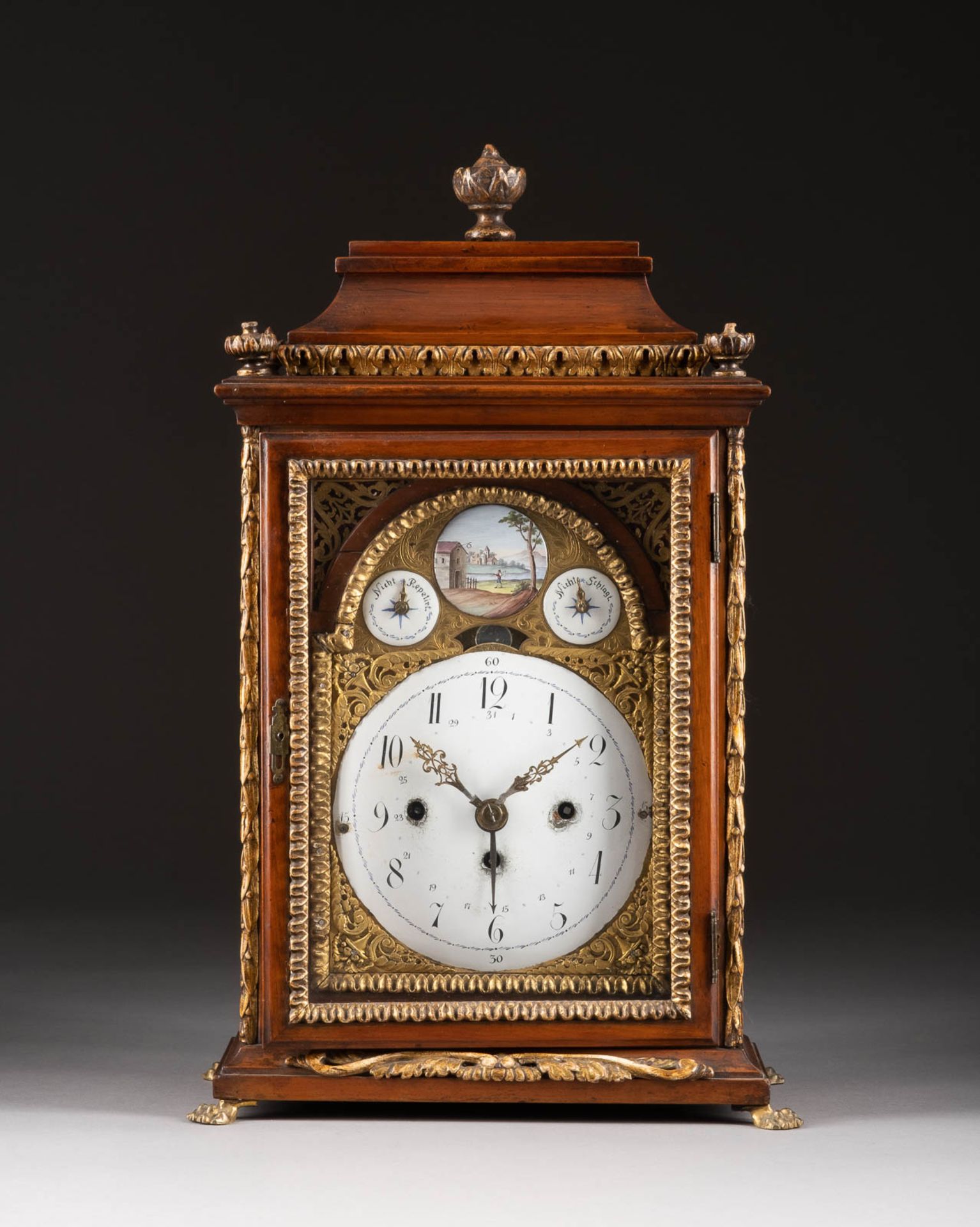 BRACKET CLOCK (STOCKUHR) Deutsch o. Österreich, um 1780/ 1800 Holz, furniert, teils geschnitzt und