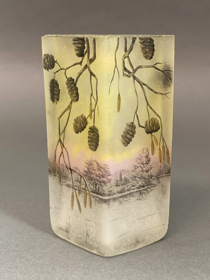 Daum Frères (late 19th Century) French Art Nouveau etched and enamelled cameo glass vase. - Image 3 of 6