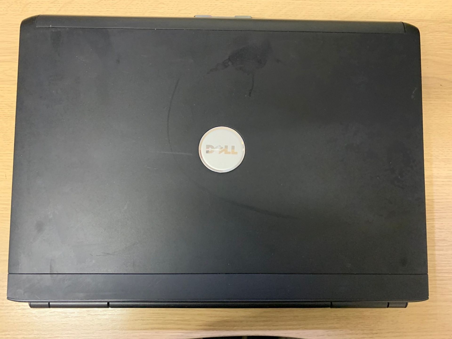 Dell Vostro 1700 Laptop - 160GB Hard Drive, 3GB RAM, 17" Screen, Windows Vista & Charger - Image 3 of 3