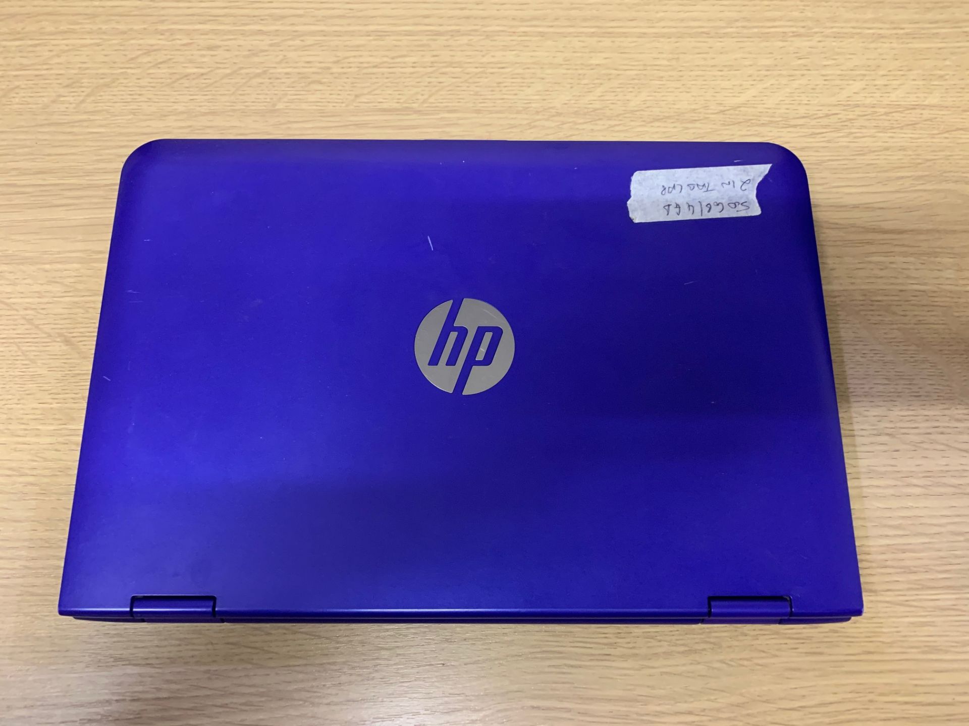 HP 2 in 1 Laptop/Tablet - 500GB Hard Drive, 4GB RAM, 12" Screen, Loaded With Windows 10 & Compete - Image 3 of 4