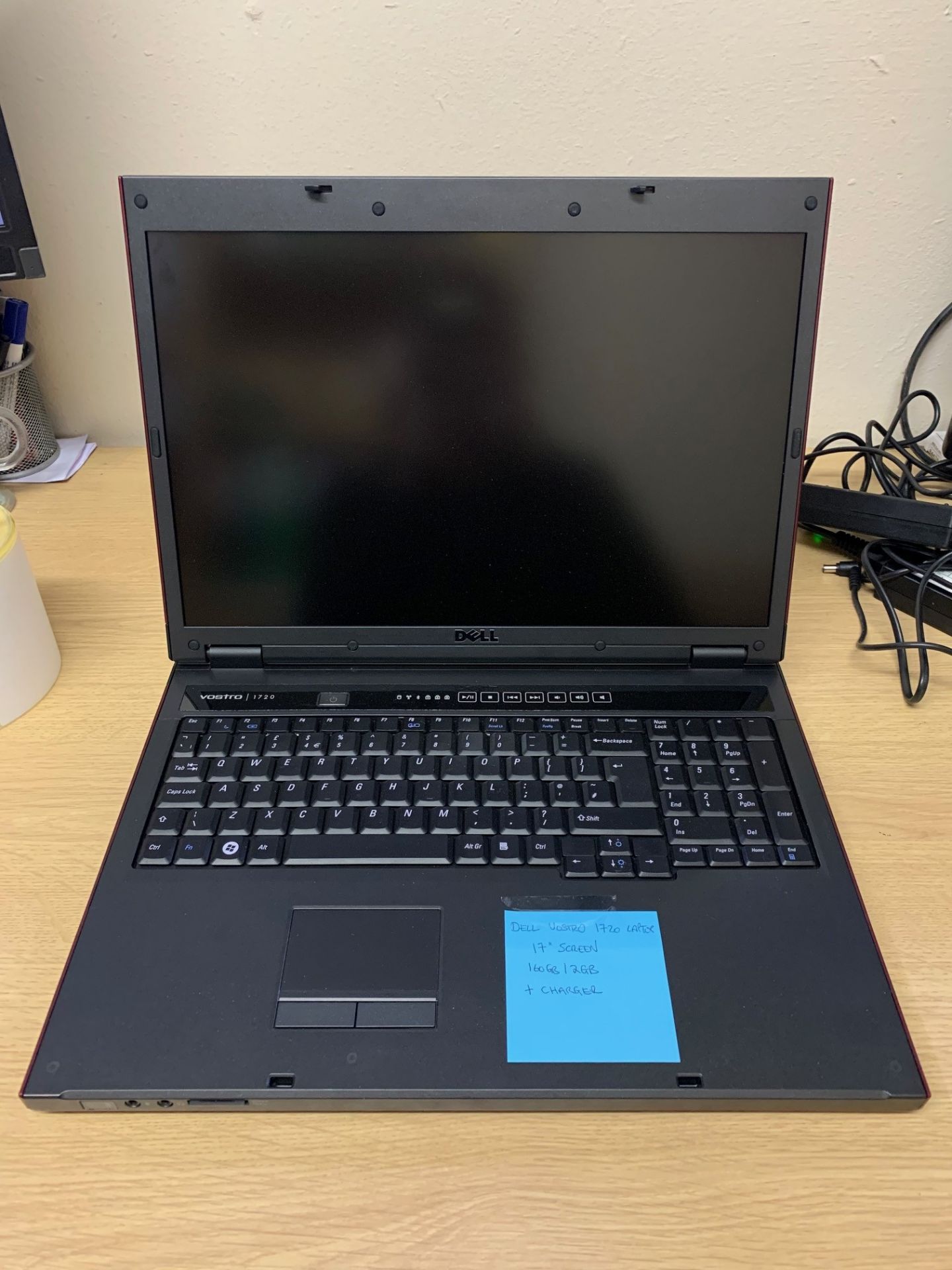 Dell Vostro 1720 Laptop - 160GB Hard Drive, 2GB RAM, 17" Screen, Loaded With Windows XP & Complete - Image 2 of 4