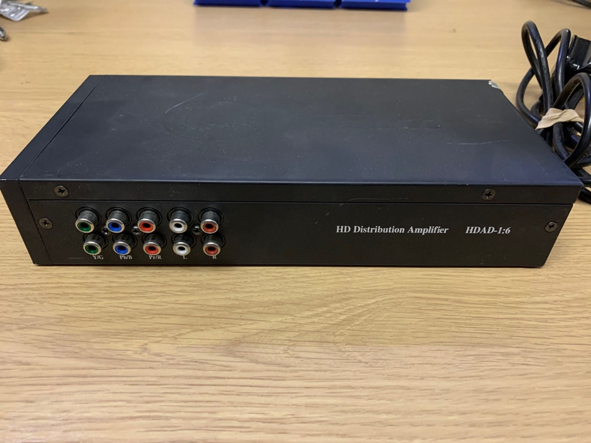 1 x Euro Electronics HD Distribution Amplifier HDAD-1:6 - Image 2 of 4