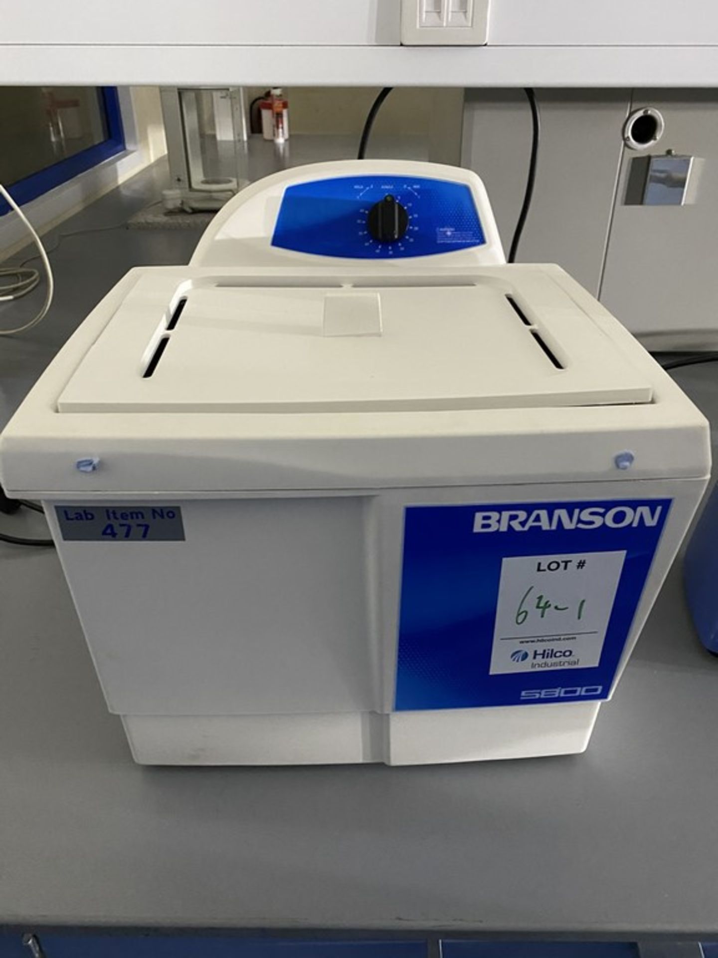 Branson M5800-E Ultrasonic Bath