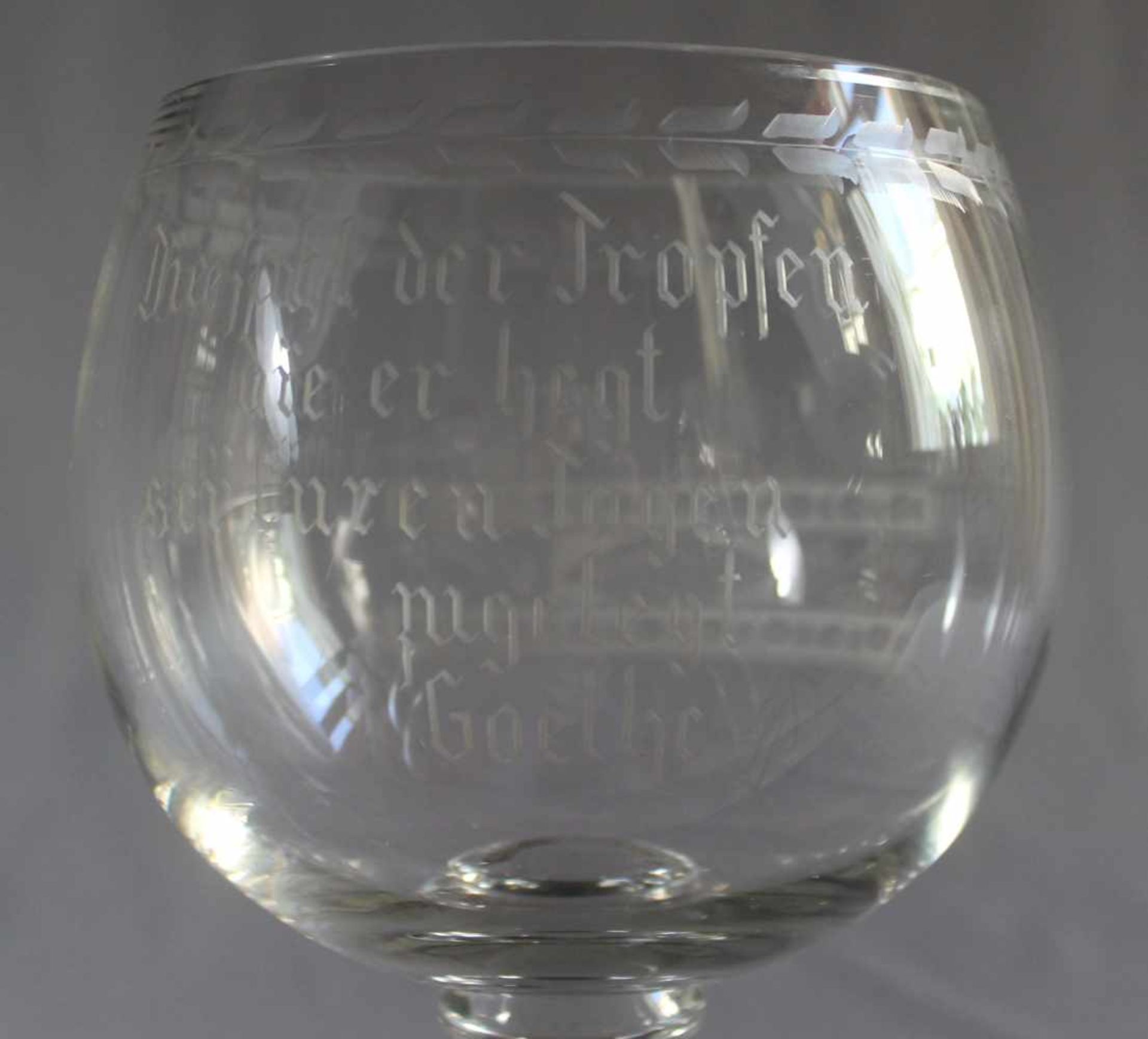 1 großes Pokalglas, doppelwandig, Kuppa reich beschliffen, schwere Ausführung, H ca. 26,5cm, D ca. - Image 3 of 3