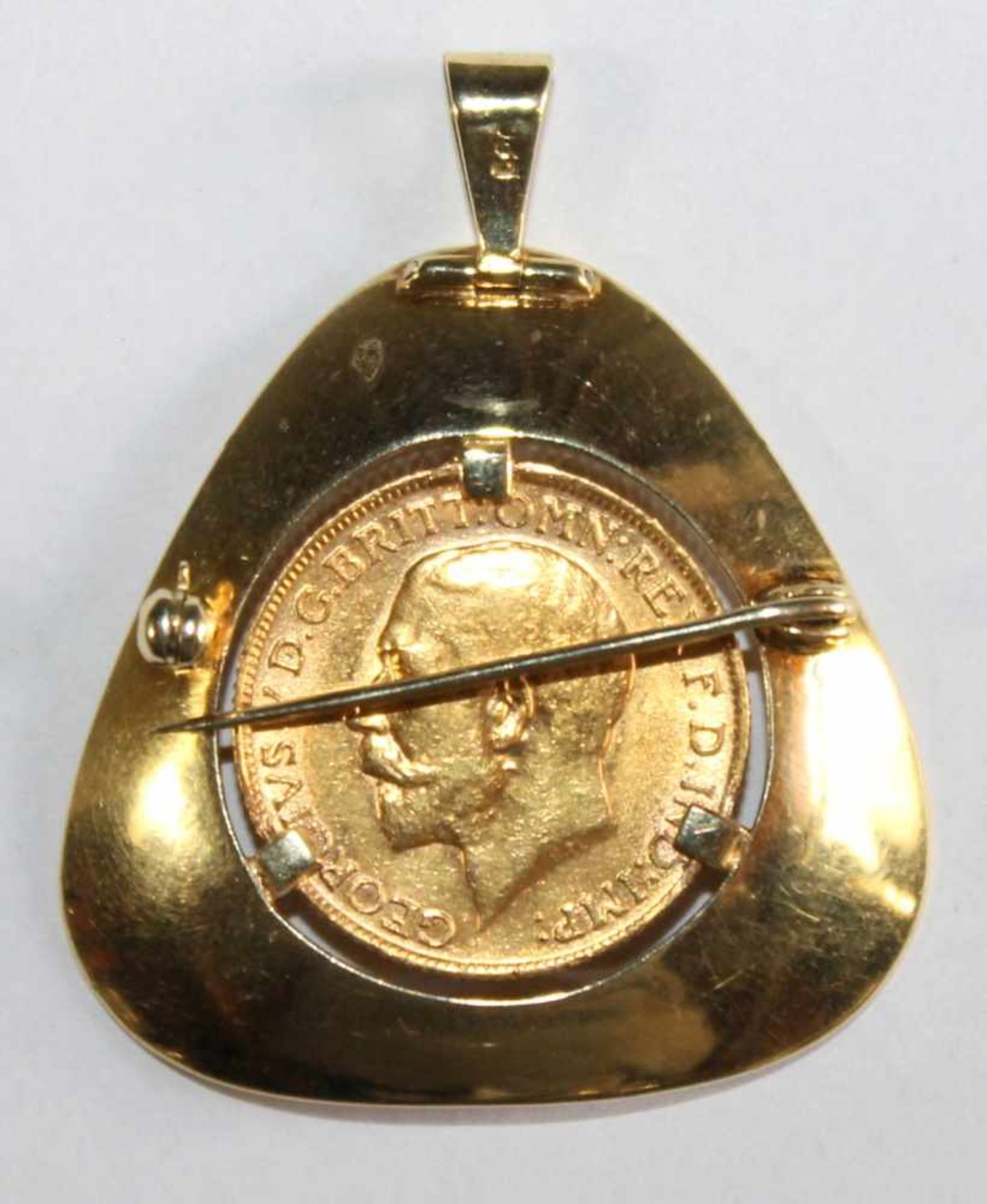 1 Goldmünze 917/000 "Georg von England 1913", (8,01g/7,35g fein) gefasst als Anhänger/Brosche in - Image 2 of 2