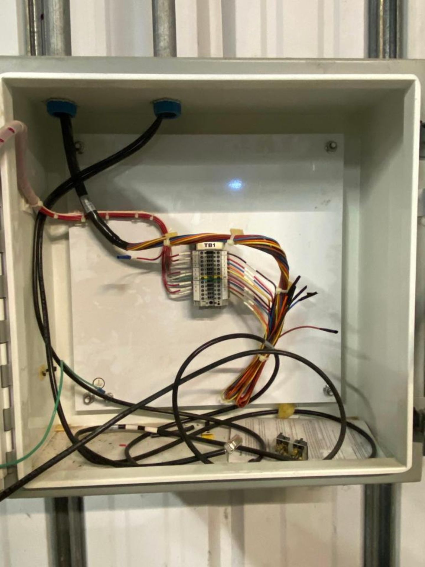 Allen-Bradley PanelView Plus 1250 Controller - Image 2 of 5