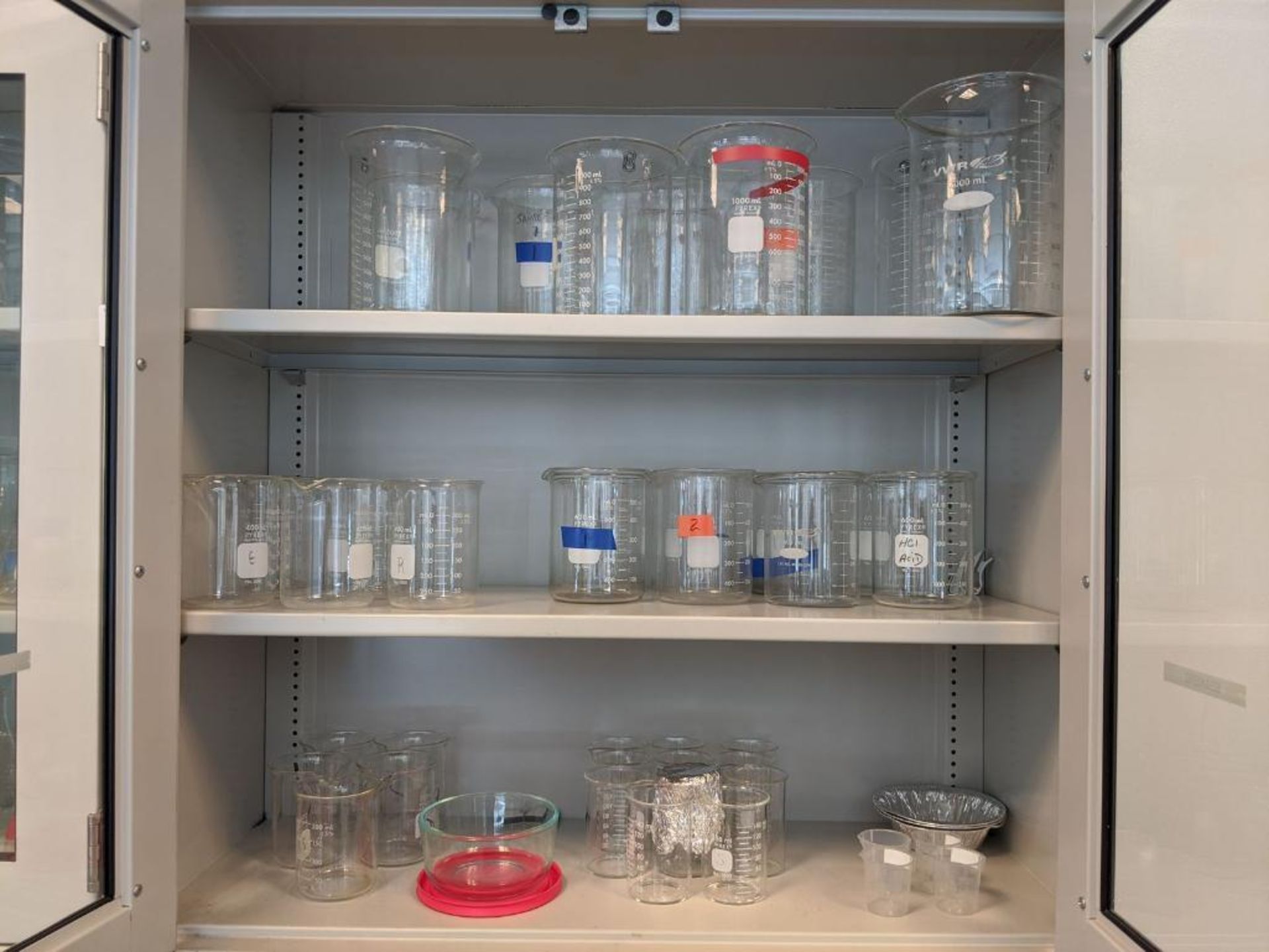 Lot of Assorted Lab Glassware - Image 6 of 22