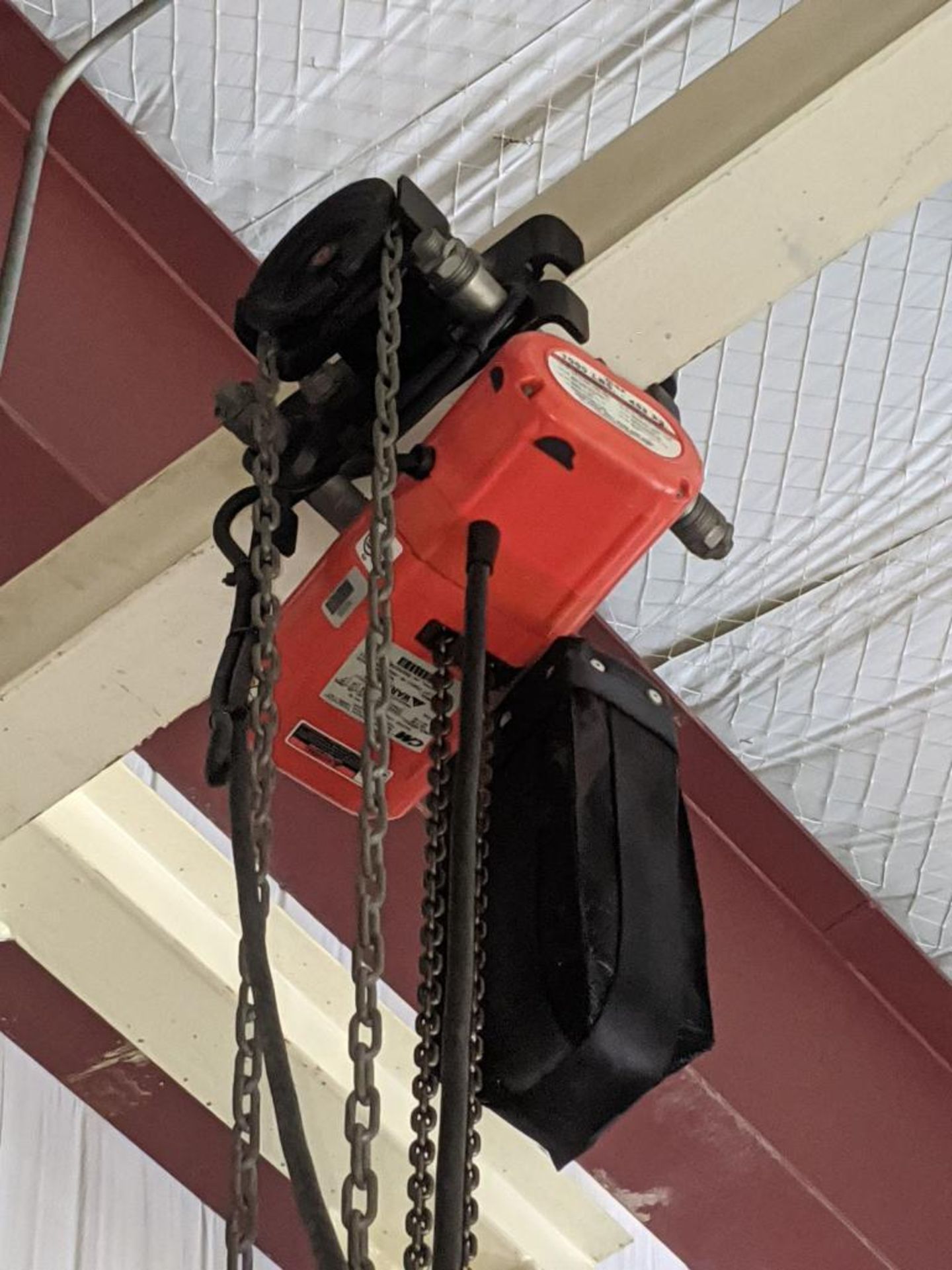 CM ProStar 1,000 lb. Capacity Electric Chain Hoist with 2-Button Pendant - Image 2 of 4