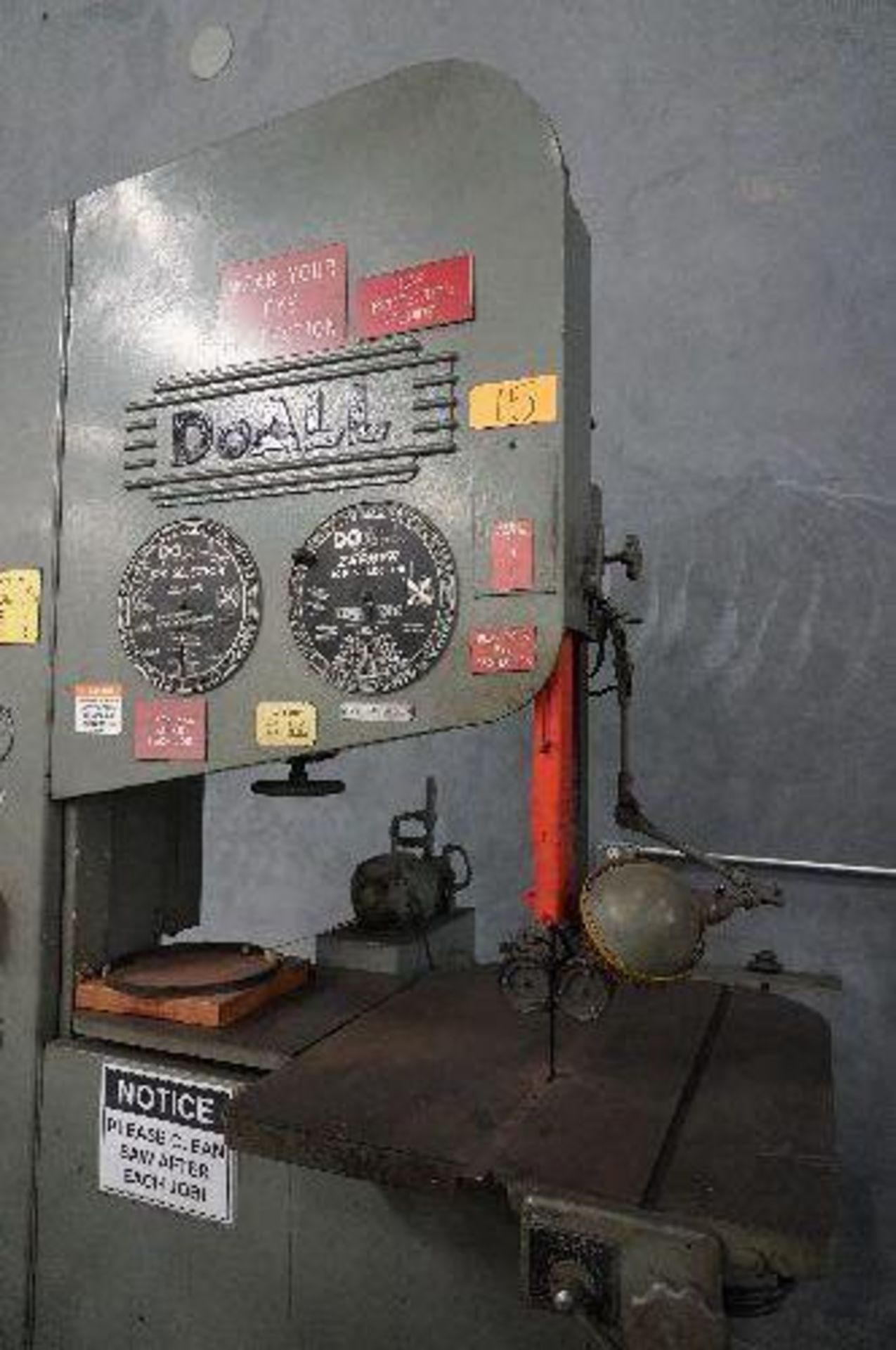 DoAll Vertical Band Saw - Image 6 of 26