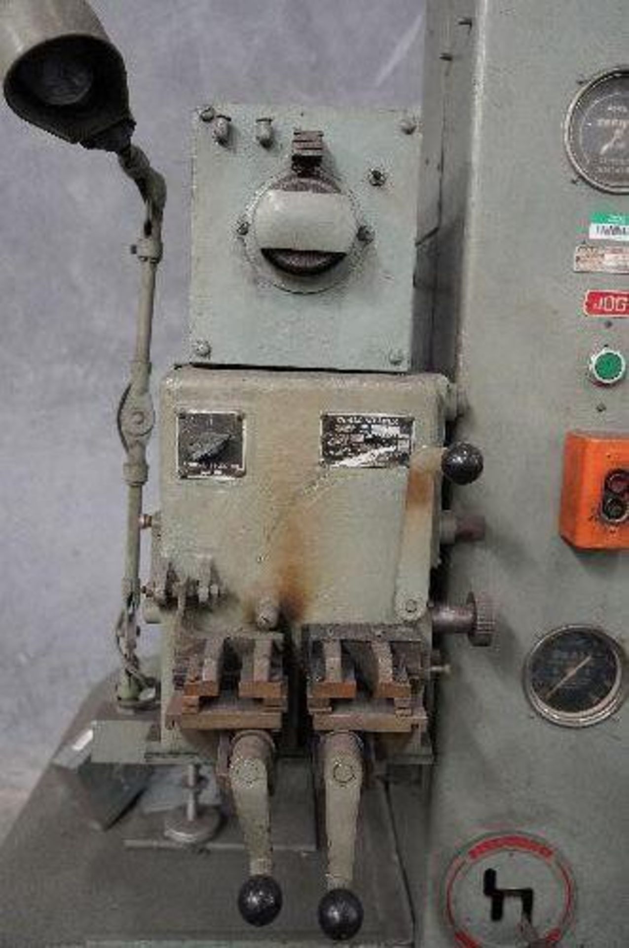 DoAll Vertical Band Saw - Image 20 of 26