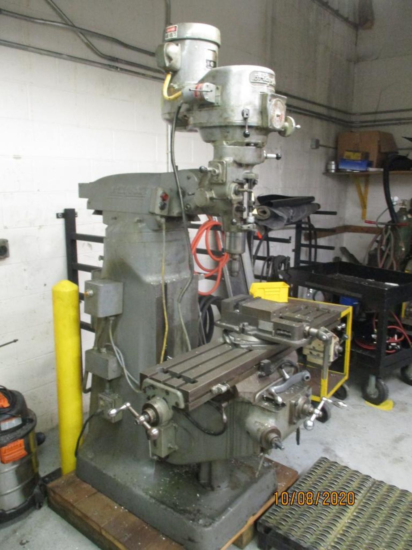 bridgeport-milling-machine-4-x-9-t-slot-bed-al-500s-auto-traverse