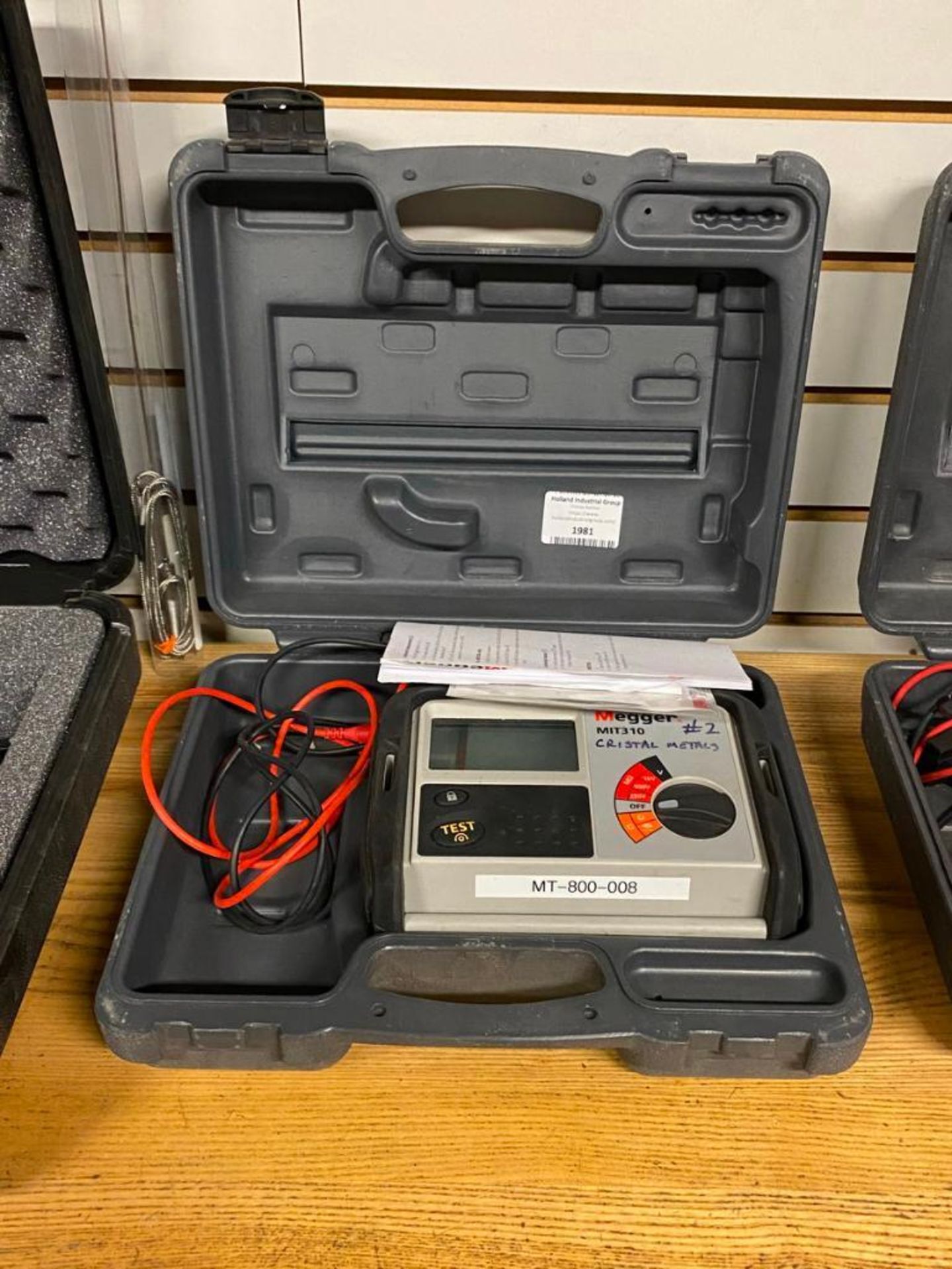 Megger Model Mit310 Insulation And Continuity Tester