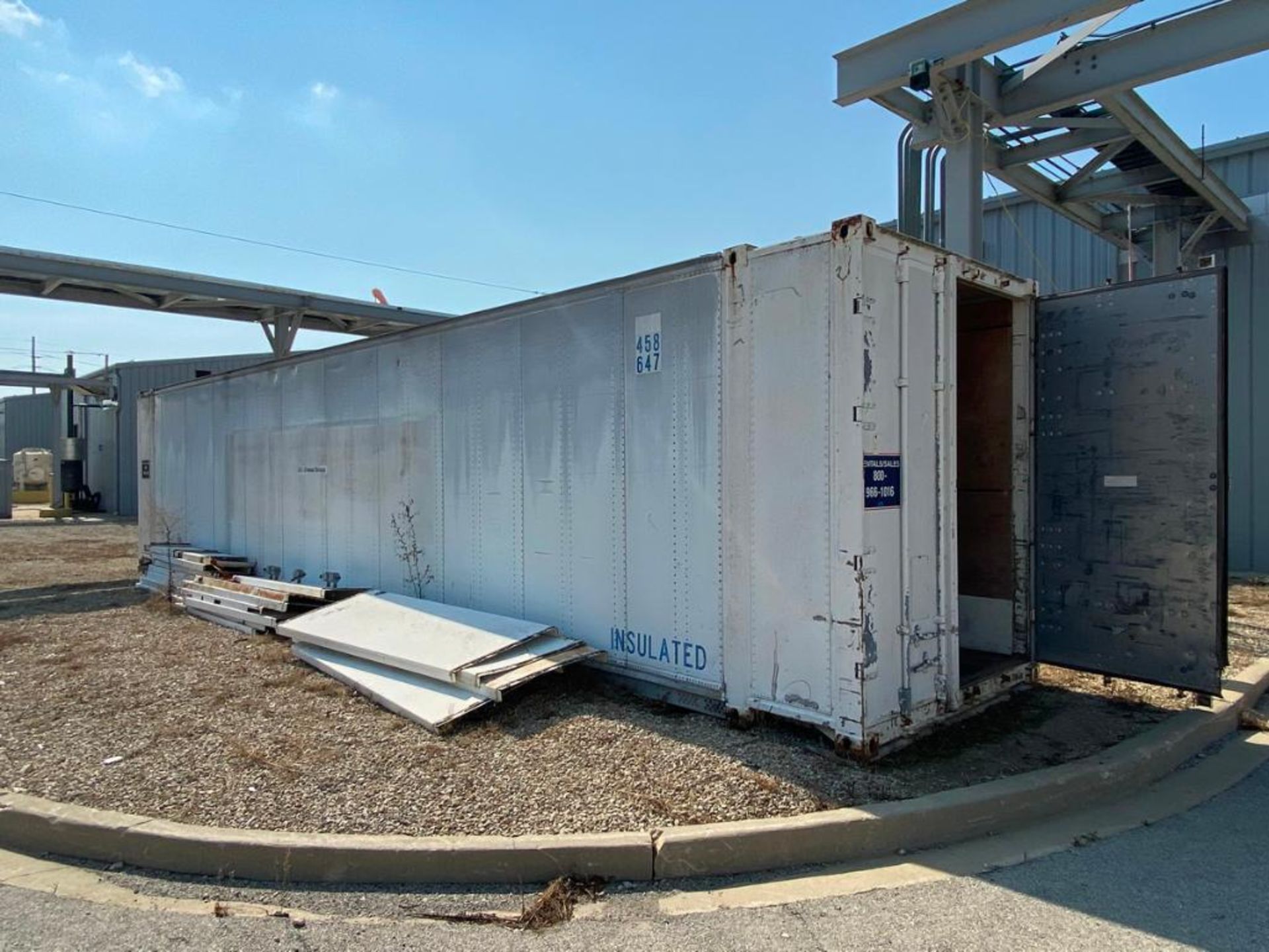 Shipping Container - Image 2 of 3